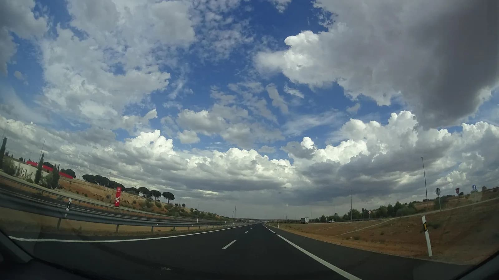 Aparcamiento gratuito en Autopista Madrid - Levante en Provencio (El) (Cuenca)
