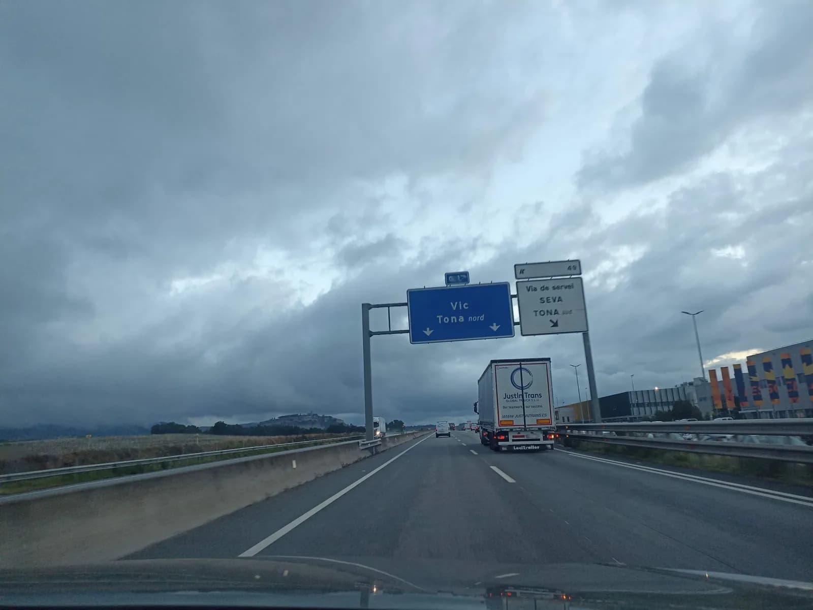 Aparcamiento gratuito en Autovia Barcelona - Vic - Ripoll en Tona (Barcelona)