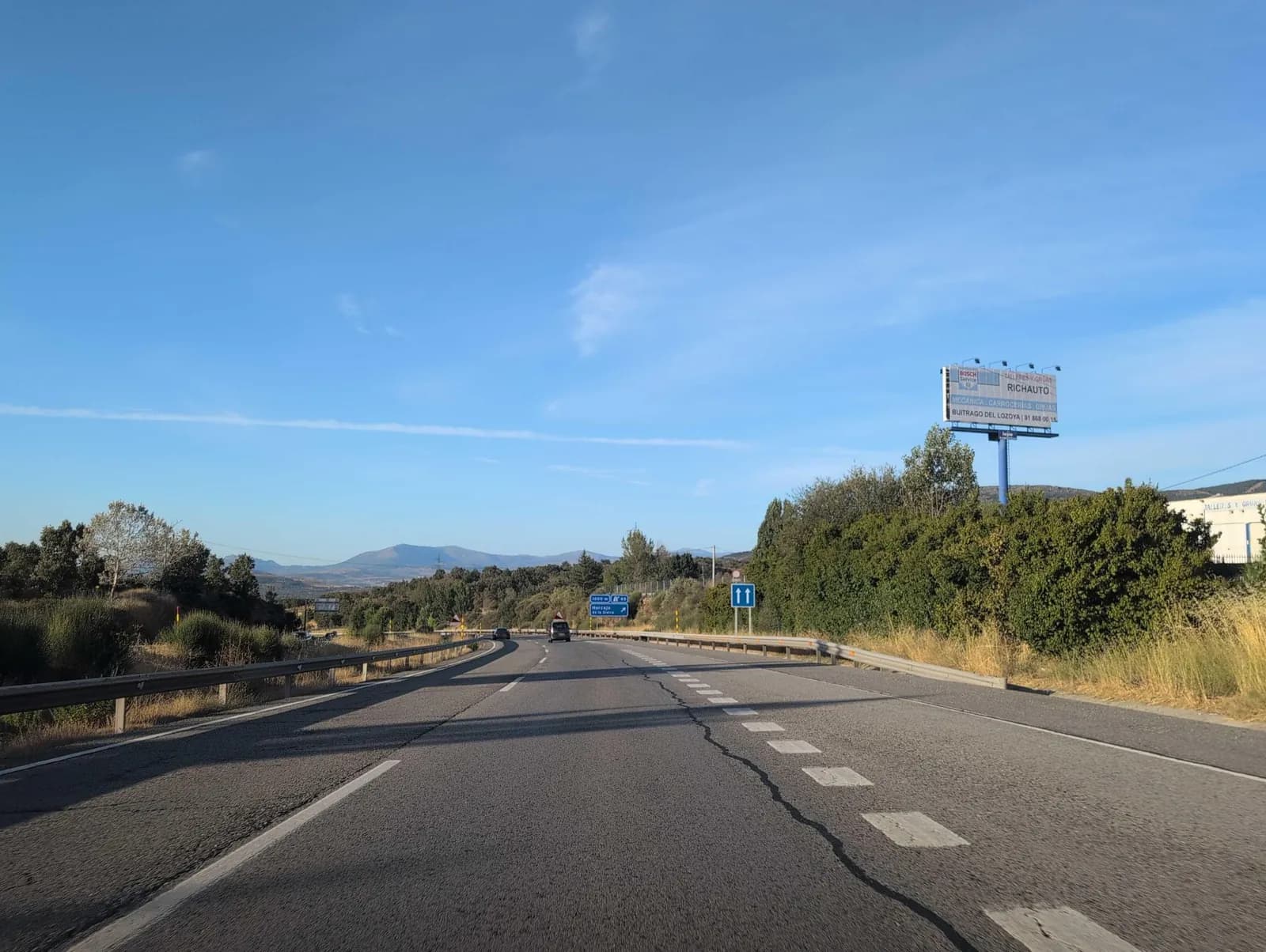 Aparcamiento gratuito en Autovía del Norte en Robregordo (Madrid)