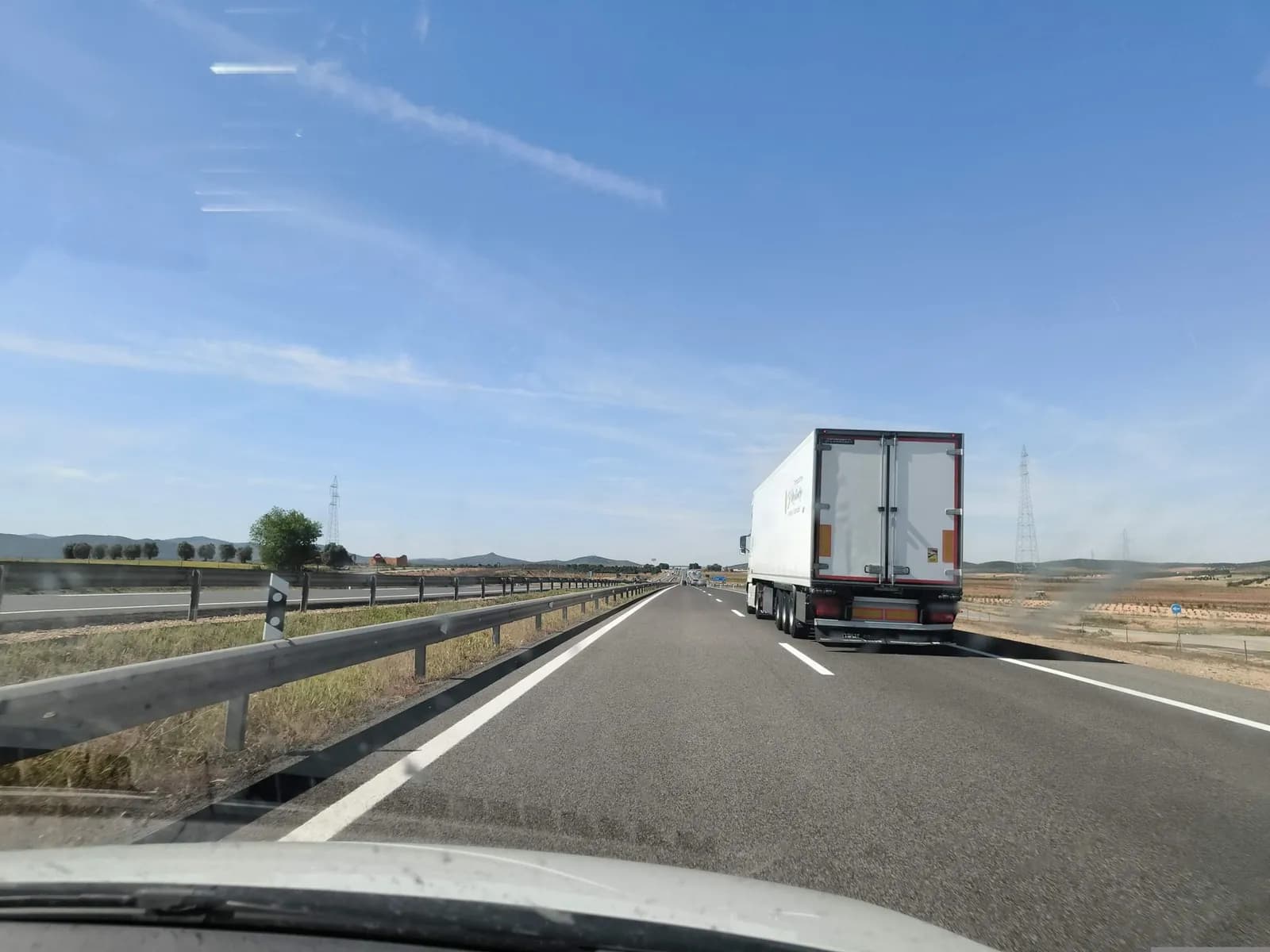 Aparcamiento gratuito en Autovía del Sur en Villarta de San Juan (Ciudad Real)