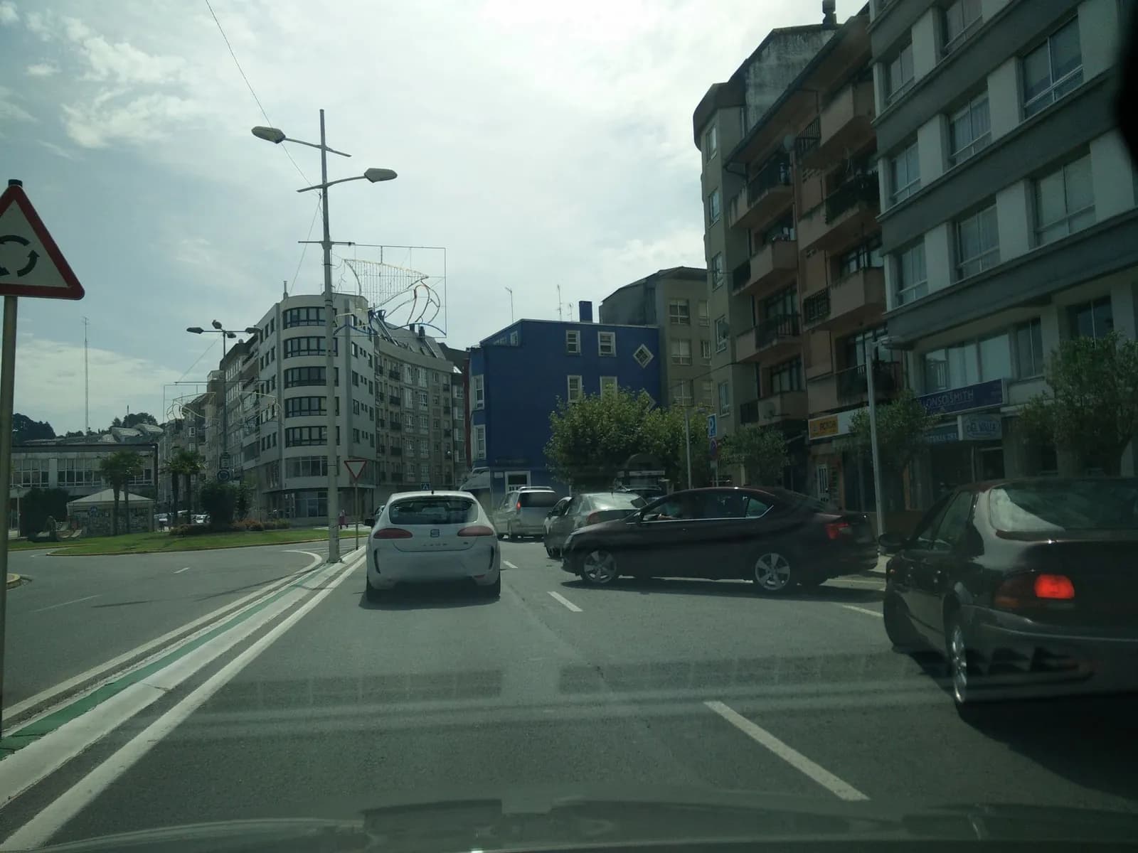 Aparcamiento gratuito en Avenida da Mariña en Sada (A Coruña)