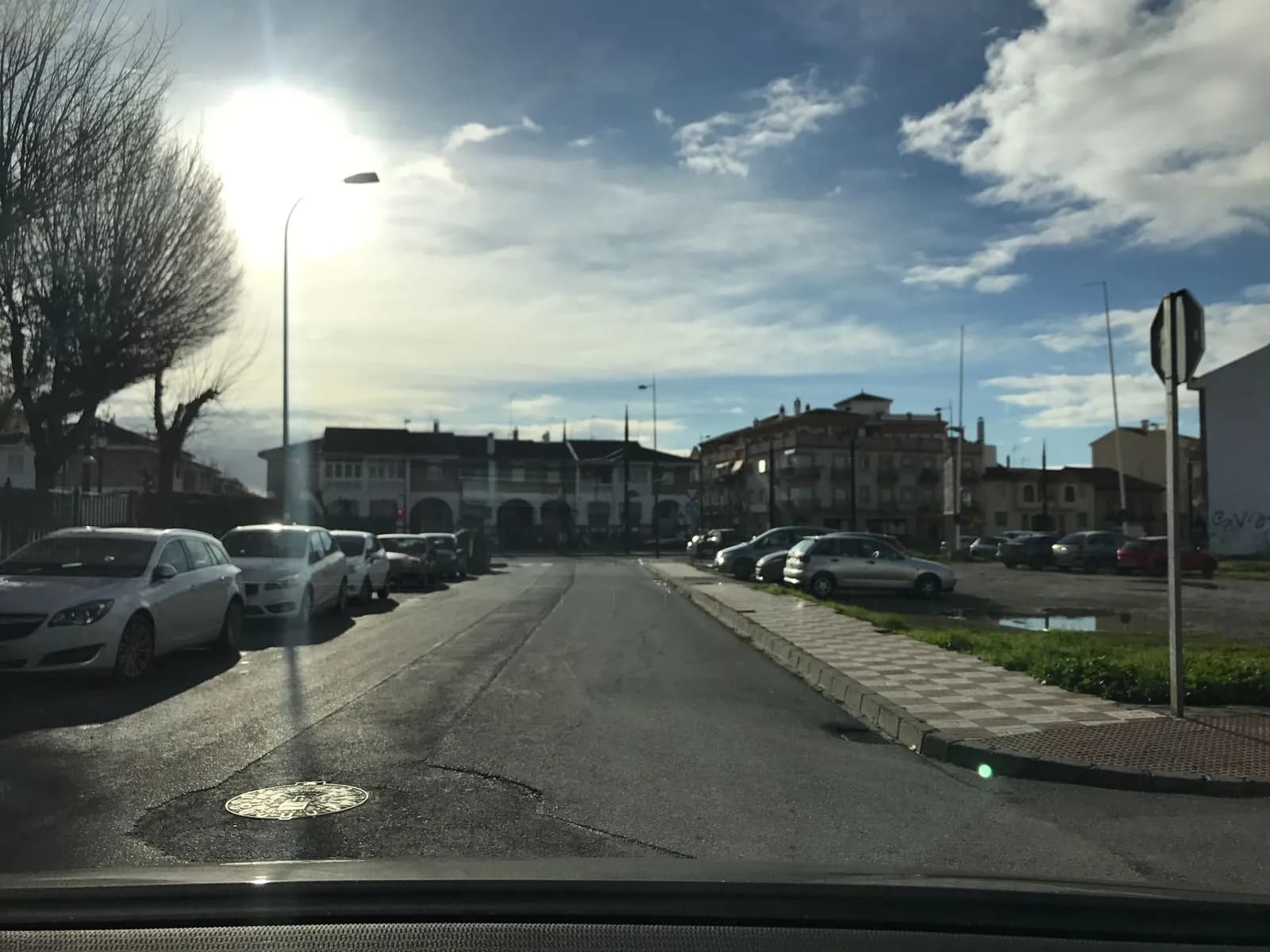 Aparcamiento gratuito en Avenida de Andalucía en Albolote (Granada)
