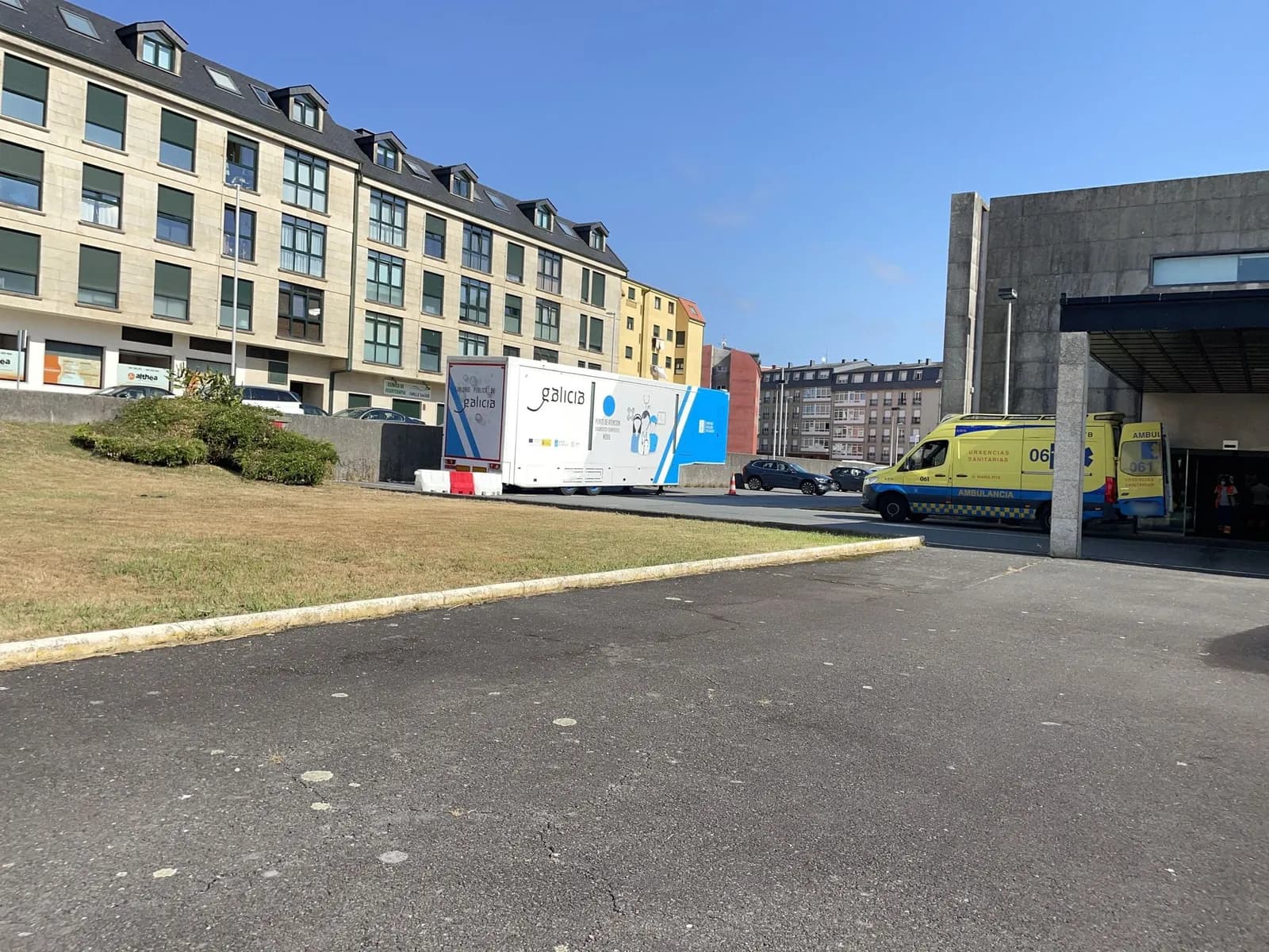 Aparcamiento gratuito en Avenida de Fisterra en Cee (A Coruña)