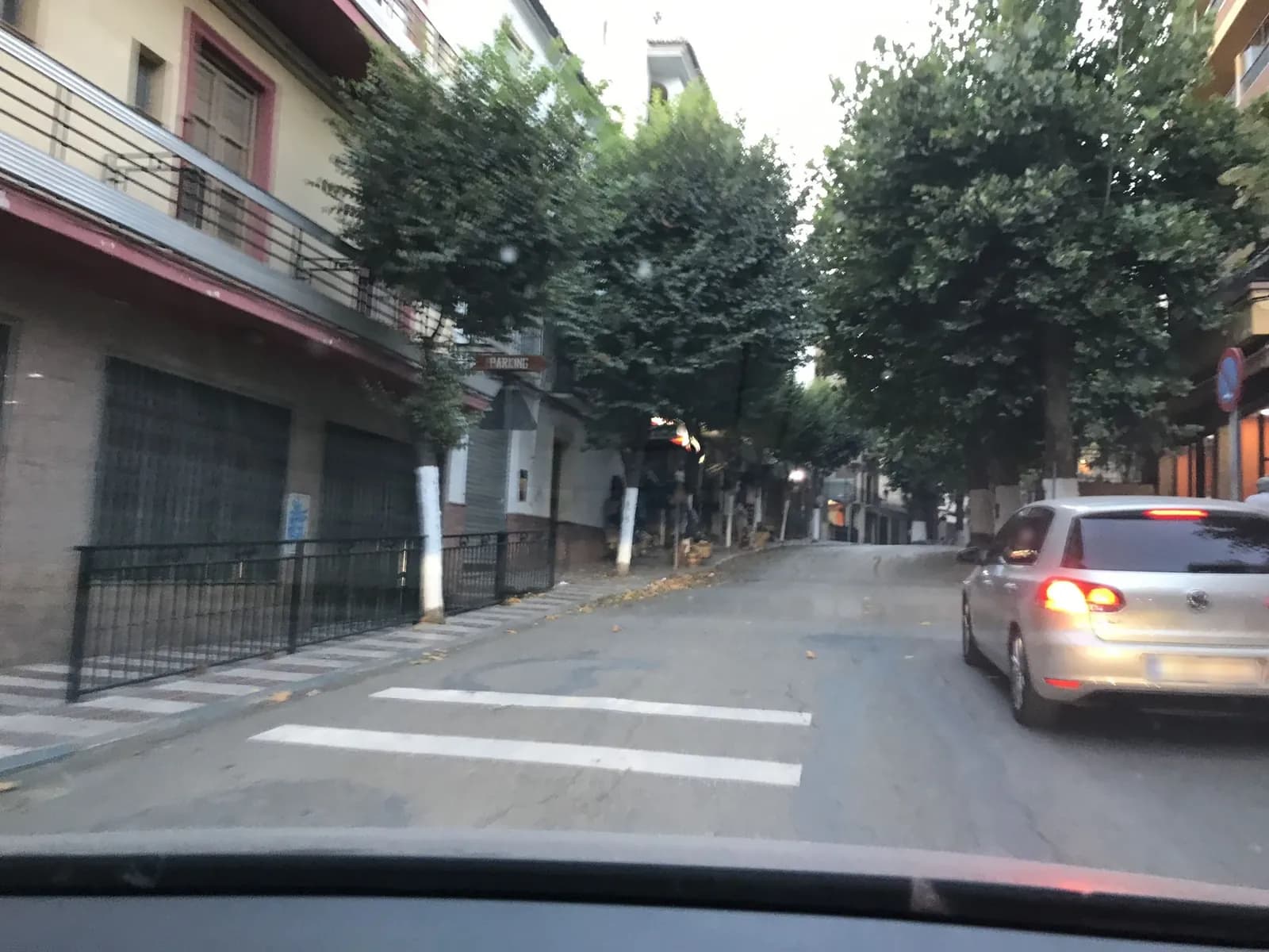 Aparcamiento gratuito en Avenida de la Alpujarra en Lanjarón (Granada)