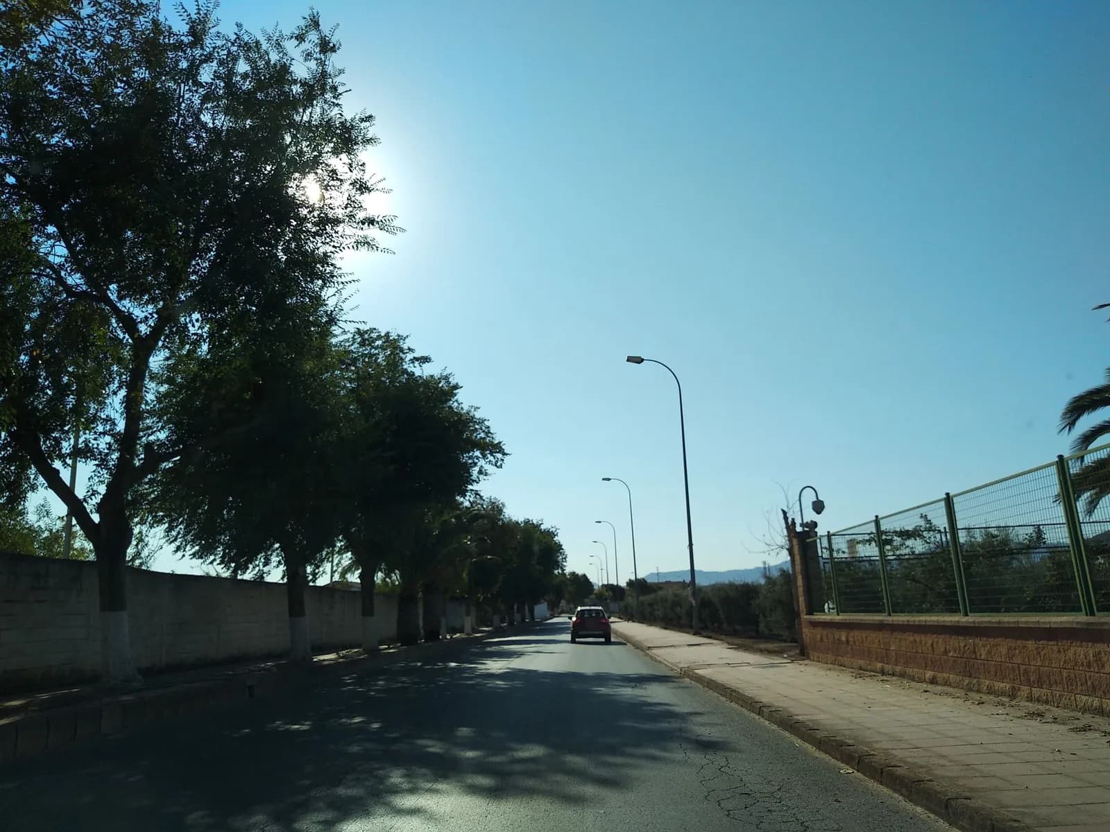 Aparcamiento gratuito en Avenida de la Fuente en Mollina (Málaga)
