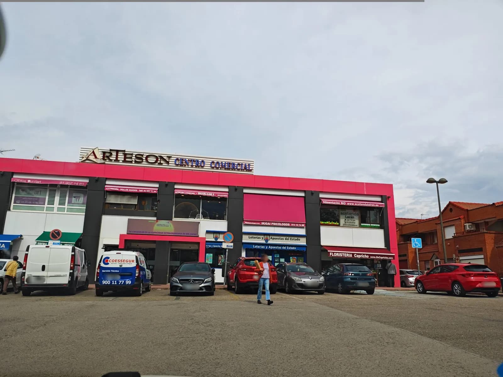 Parking gratuito para clientes en Getafe (Arcas del Agua) en Getafe (Madrid)