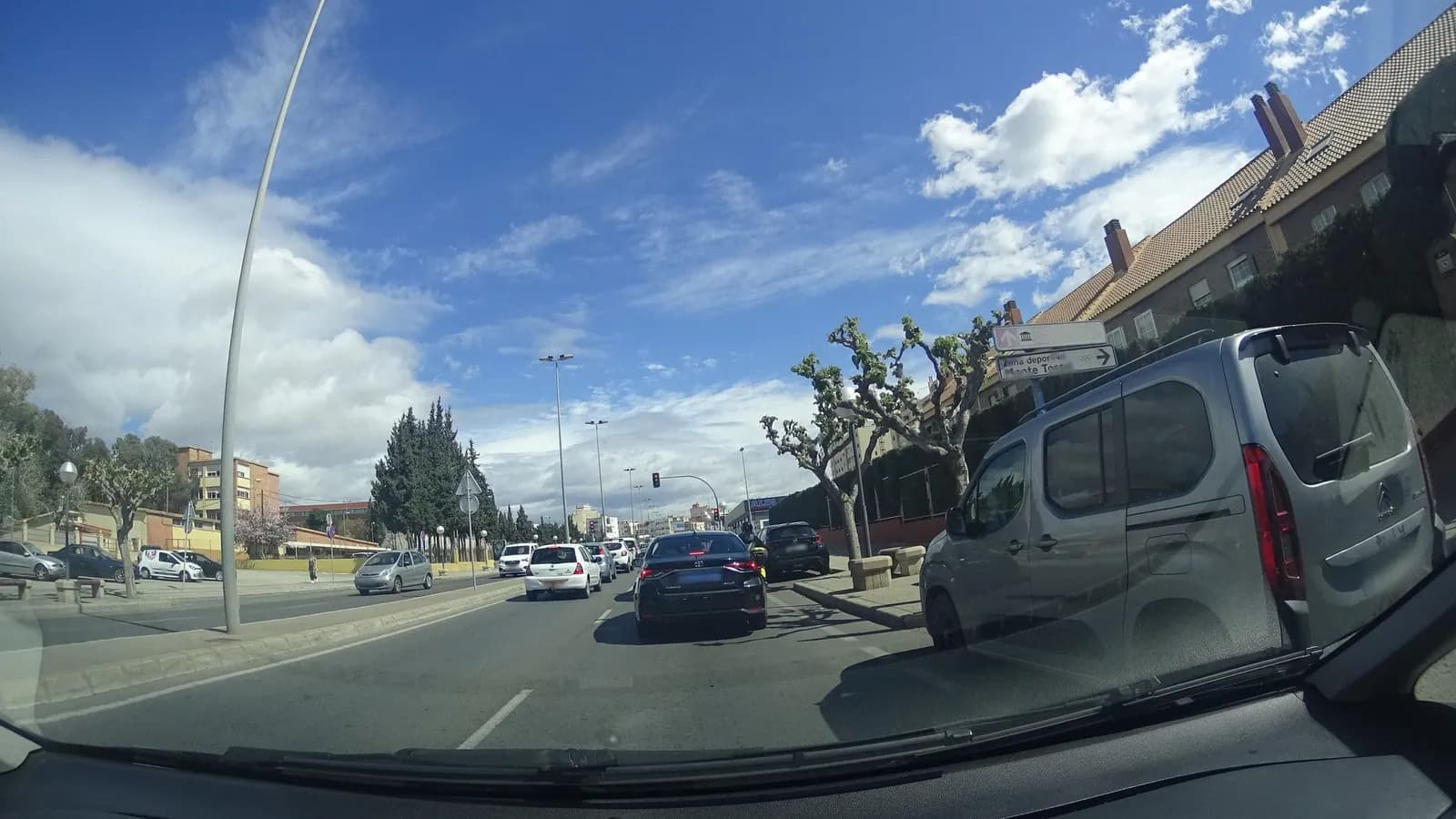 Aparcamiento gratuito en Avenida Doctor Jiménez Díaz en Alicante