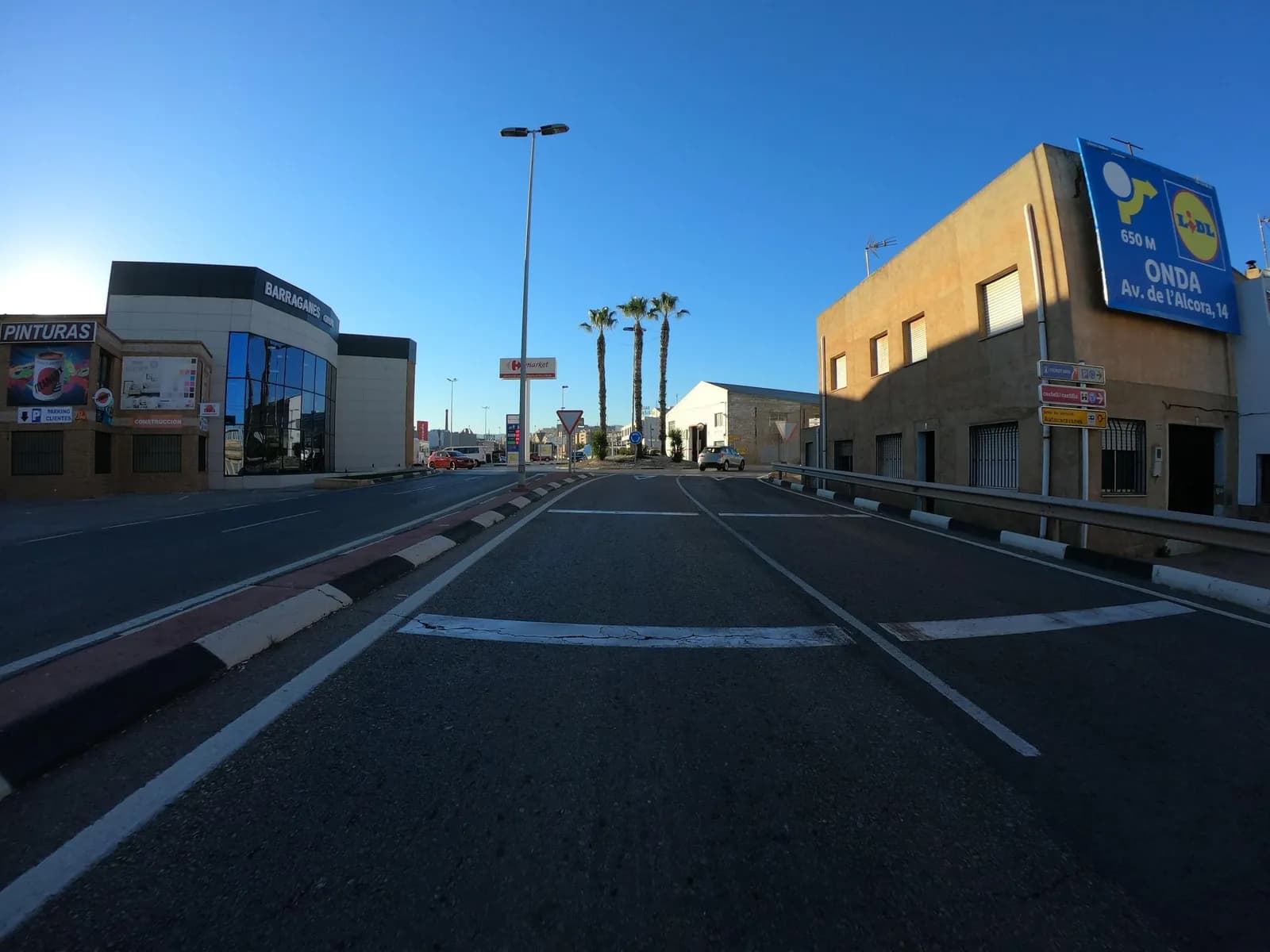 Aparcamiento gratuito en Avenida Mediterráneo en Onda (Castellón)