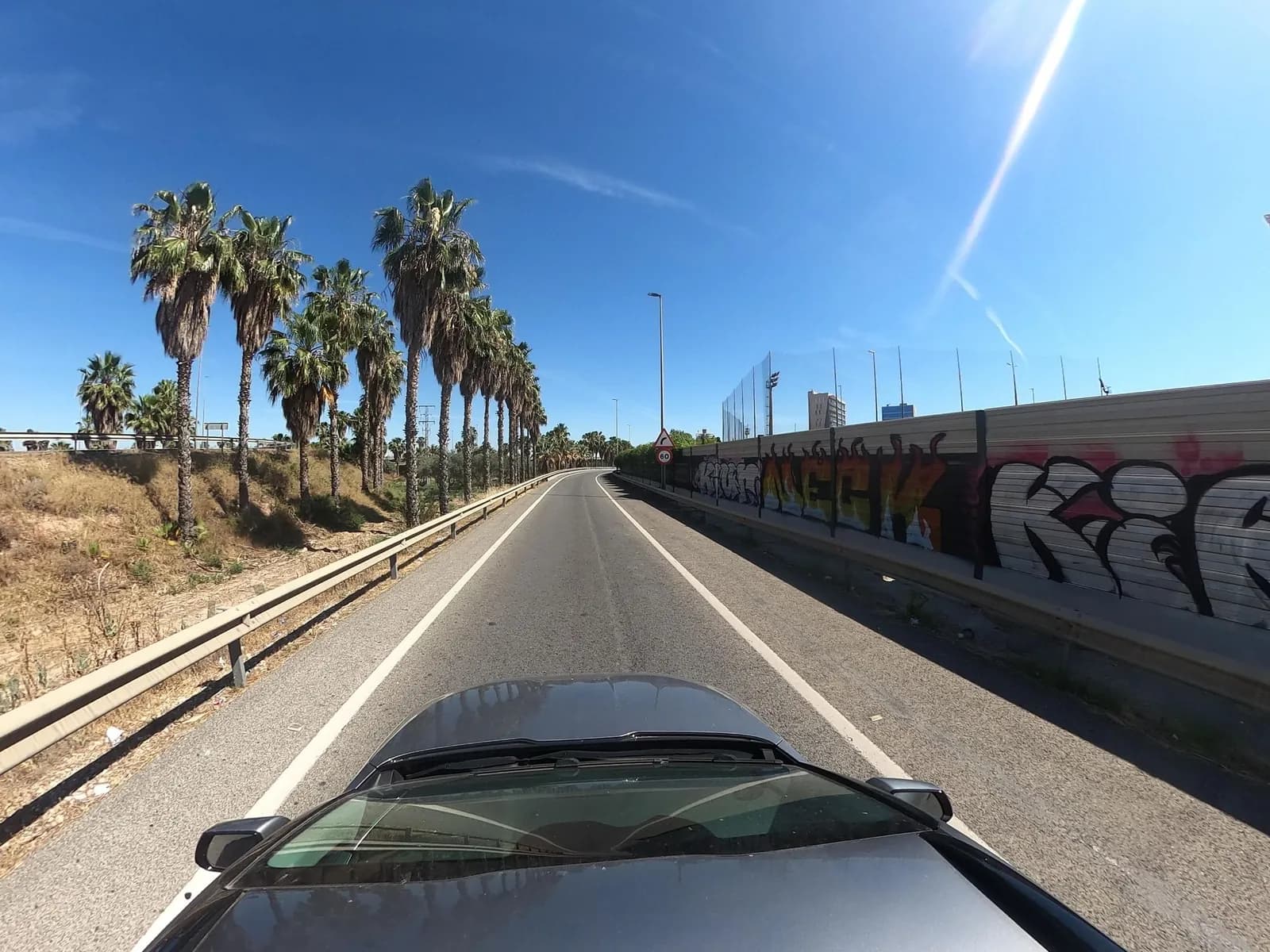 Aparcamiento gratuito en Avenida Real Academia de Medicina en Murcia