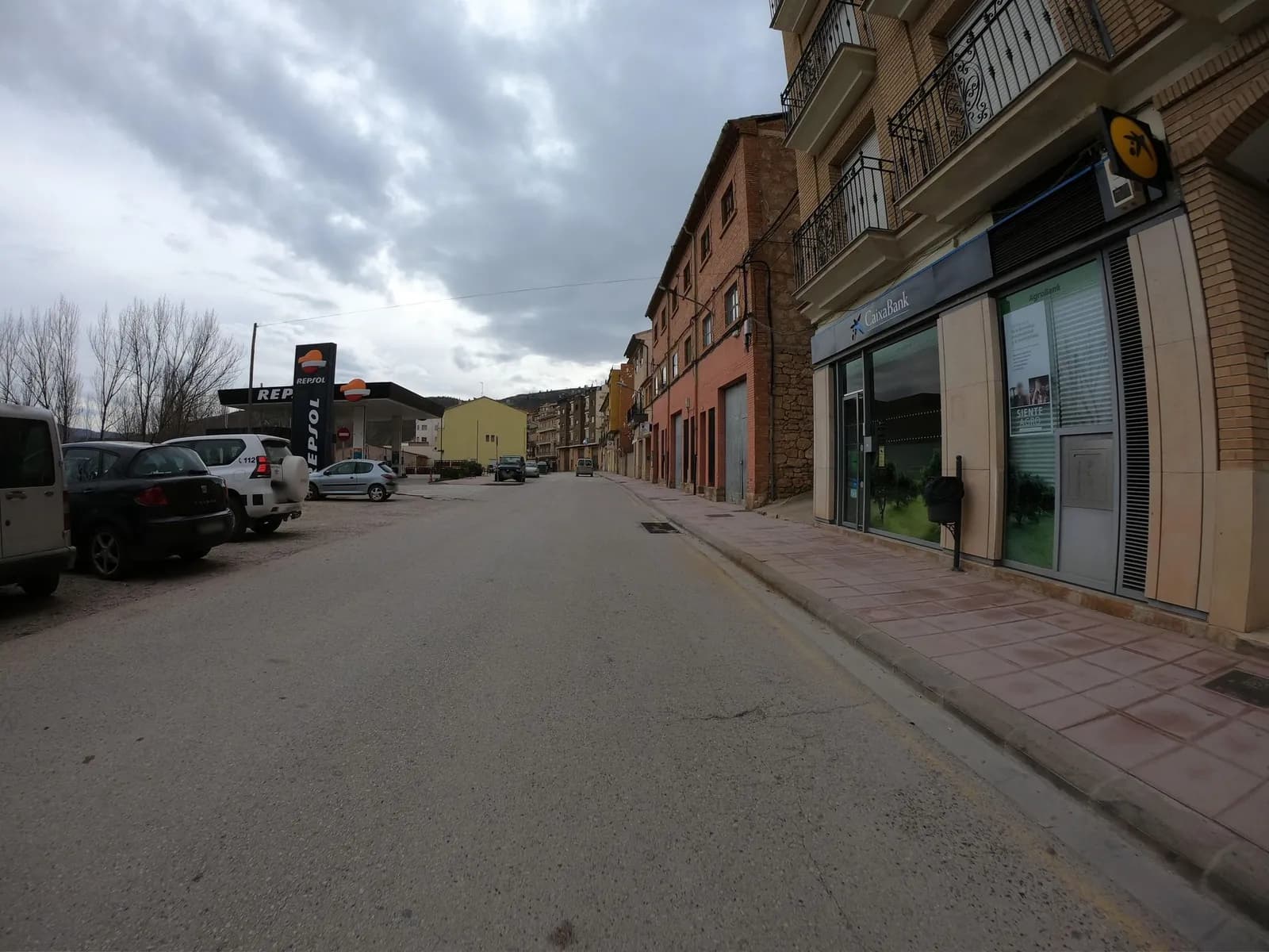 Aparcamiento gratuito en Avenida Valencia en Ademuz (Valencia)