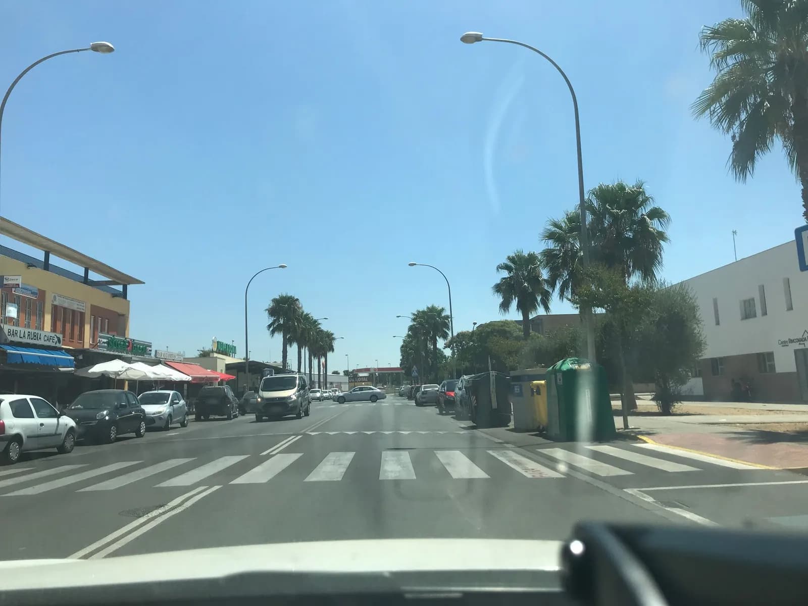 Aparcamiento gratuito en Avenida Vereda de Chapatales en Rinconada (La) (Sevilla)
