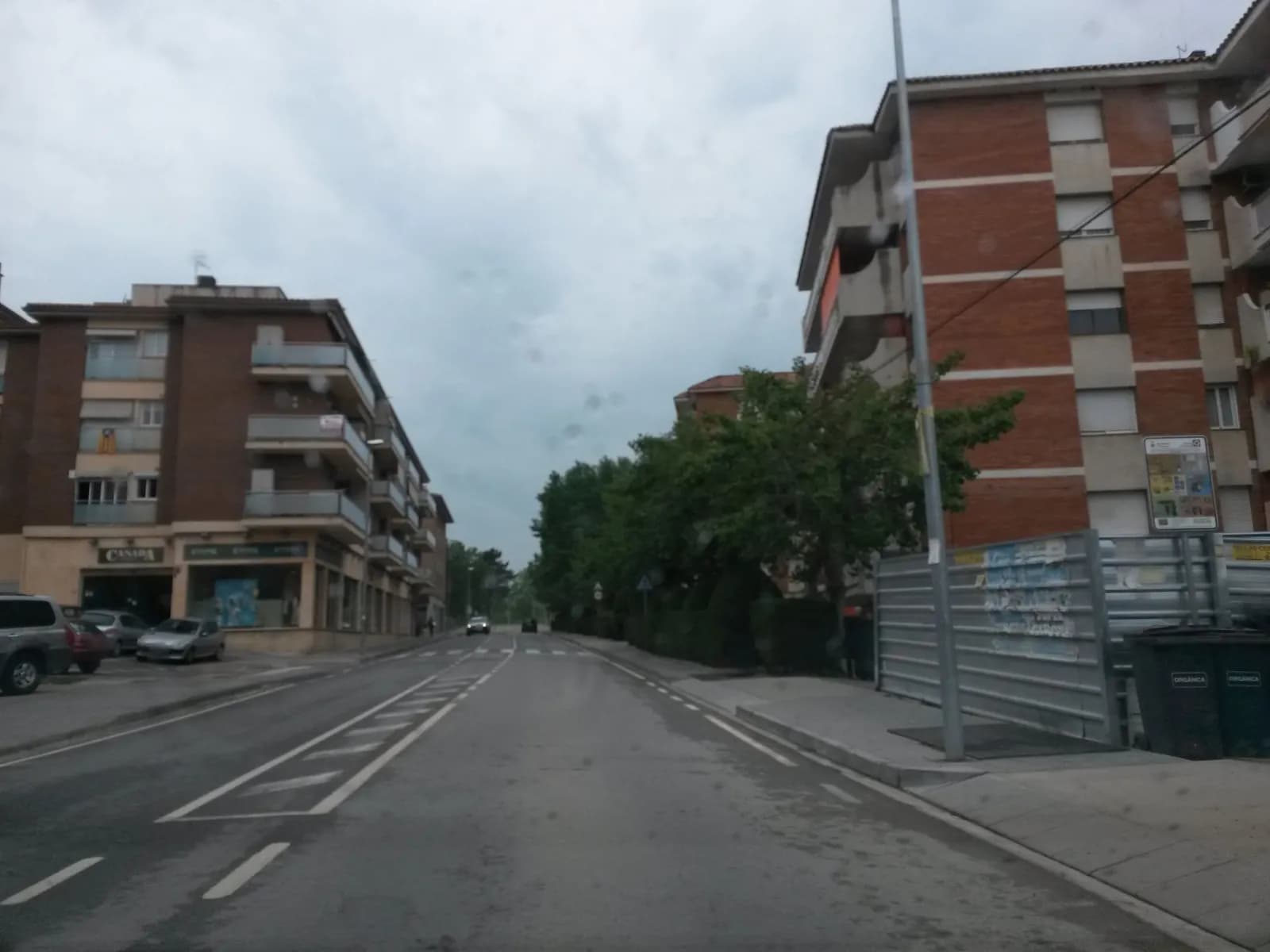 Aparcamiento gratuito en Avinguda Coronel Estrada en Hostalric (Girona)