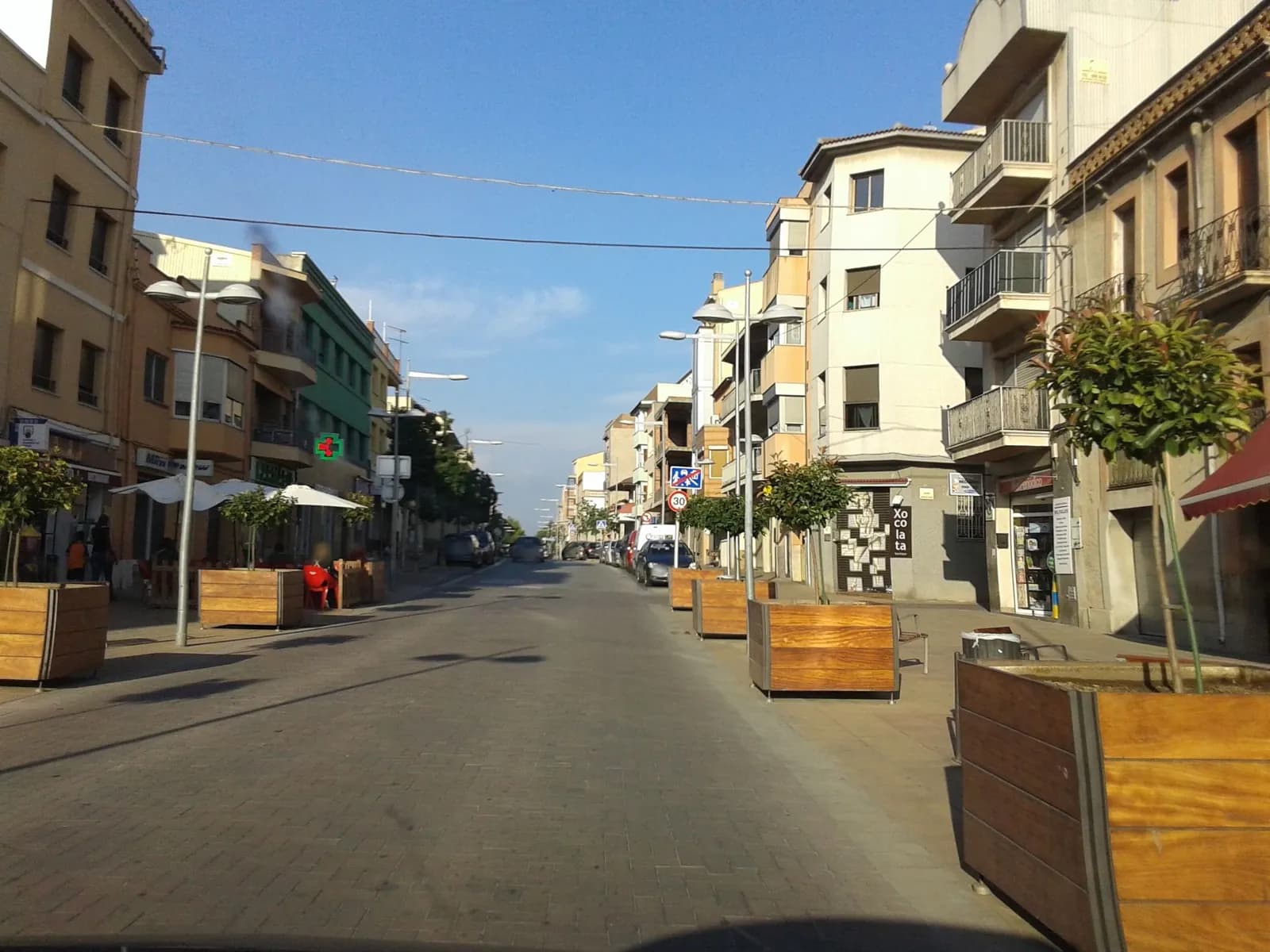 Aparcamiento gratuito en Avinguda de Catalunya en Santa Margarida i els Monjos (Barcelona)