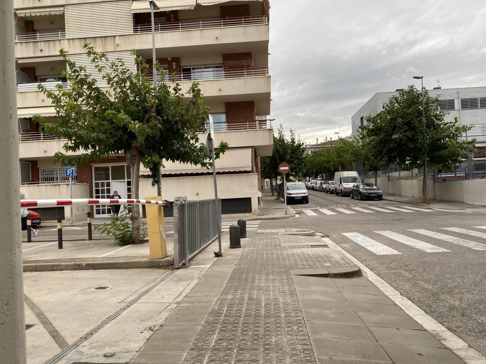 Parking gratuito en Avinguda de Cubelles, Vilanova (Sant Joan) en Vilanova i la Geltrú (Barcelona)