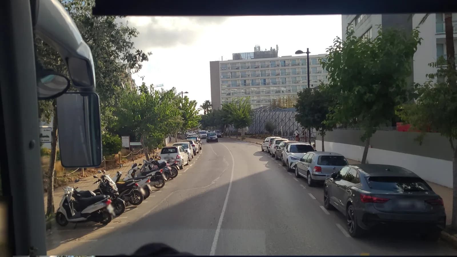 Aparcamiento gratuito en Avinguda de Pere Matutes Noguera en Eivissa (Illes Balears)
