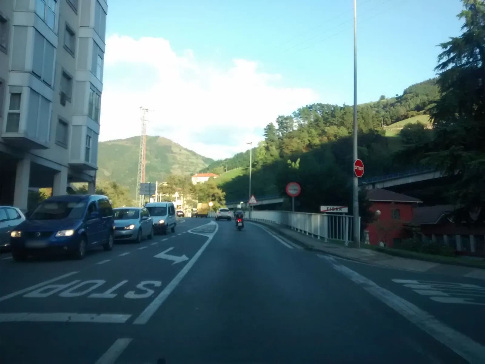 Aparcamiento gratuito en Barrena kalea en Eibar (Gipuzkoa)