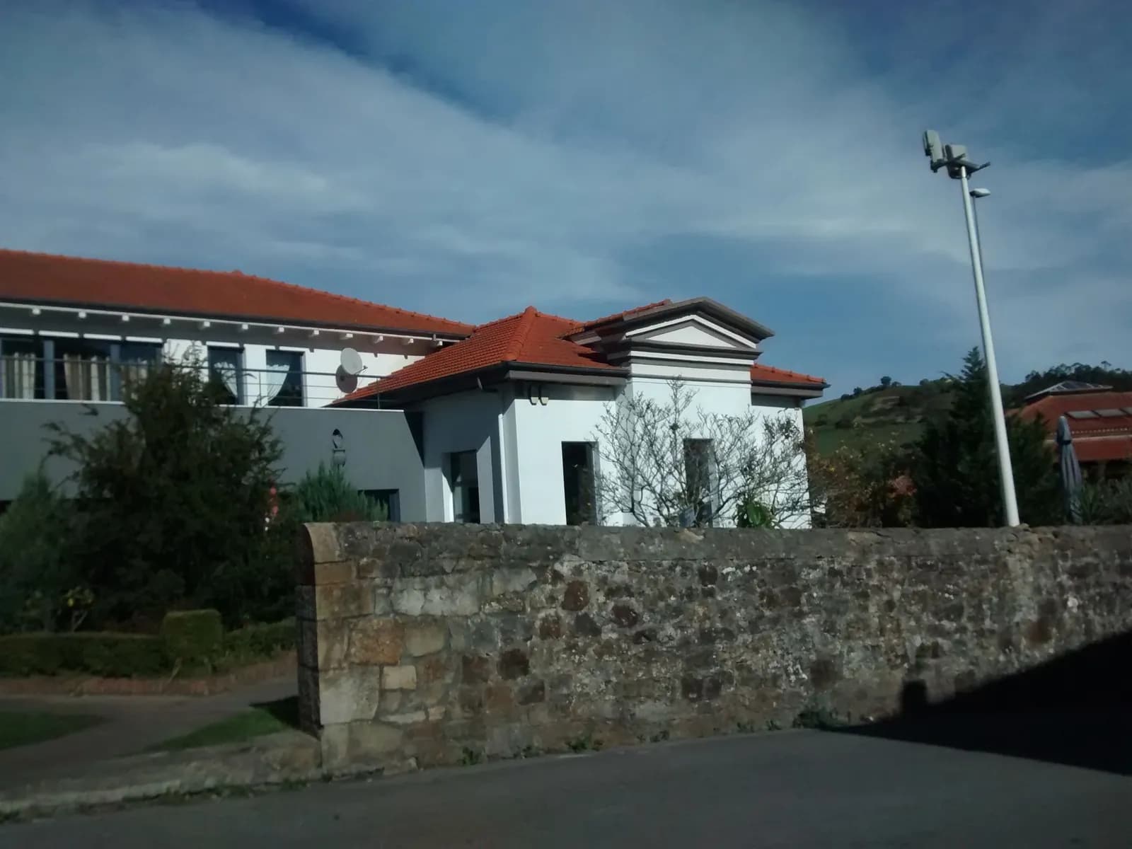 Aparcamiento gratuito en Barrio La Costera en Liérganes (Cantabria)
