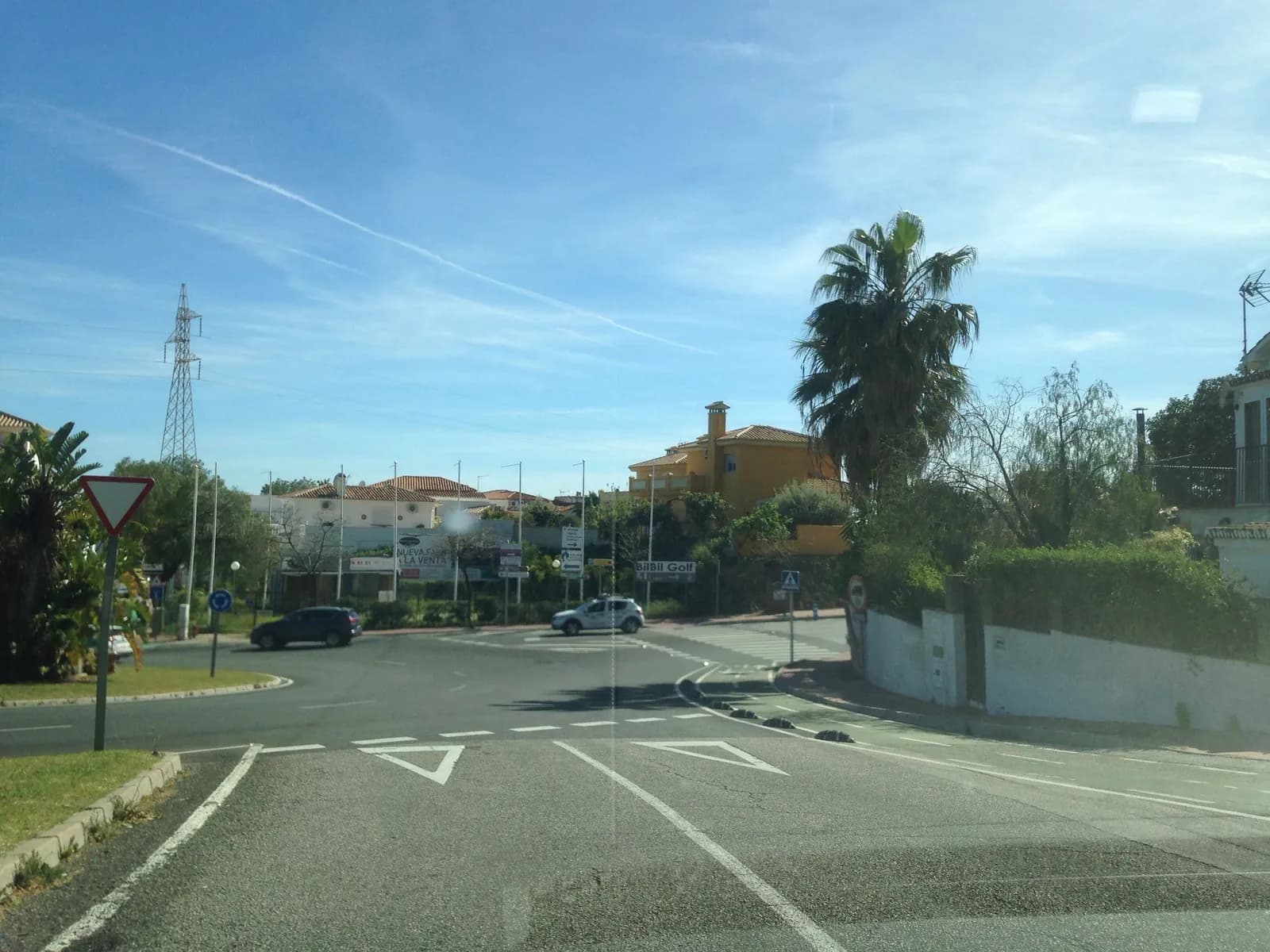 Aparcamiento gratuito en Calle Acapulco en Benalmádena (Málaga)