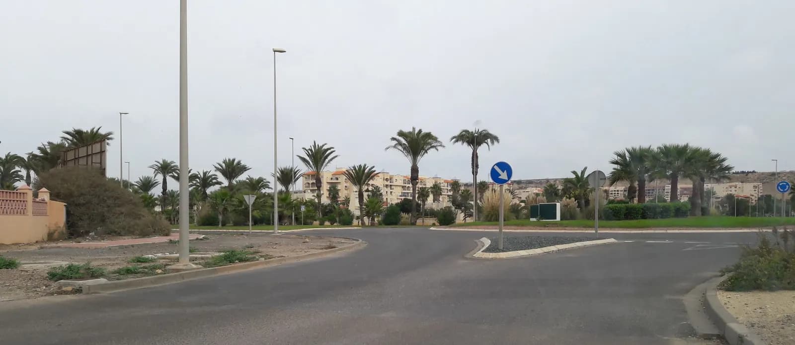 Aparcamiento gratuito en Calle Aguamarina en Ejido (El) (Almería)