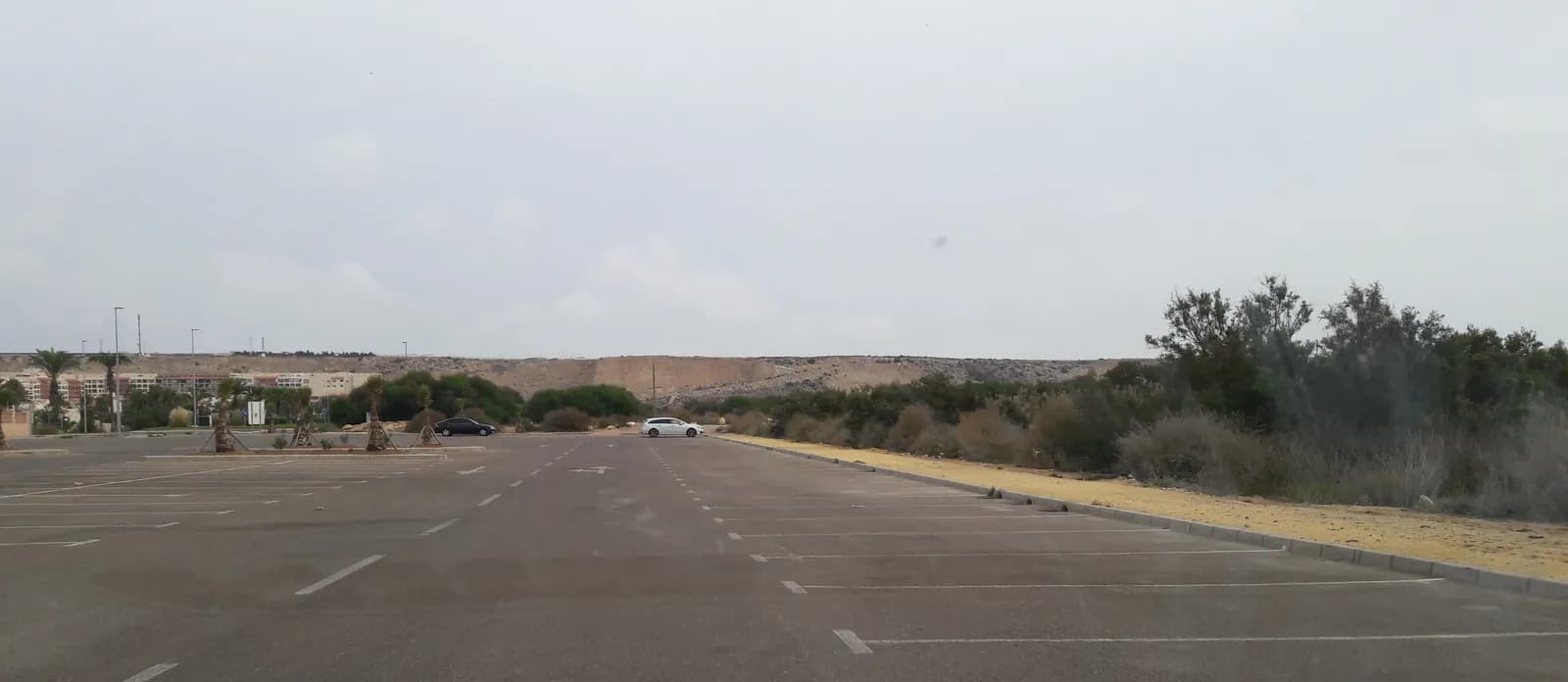 Aparcamiento gratuito en Calle Aguamarina en El Ejido (Almería)