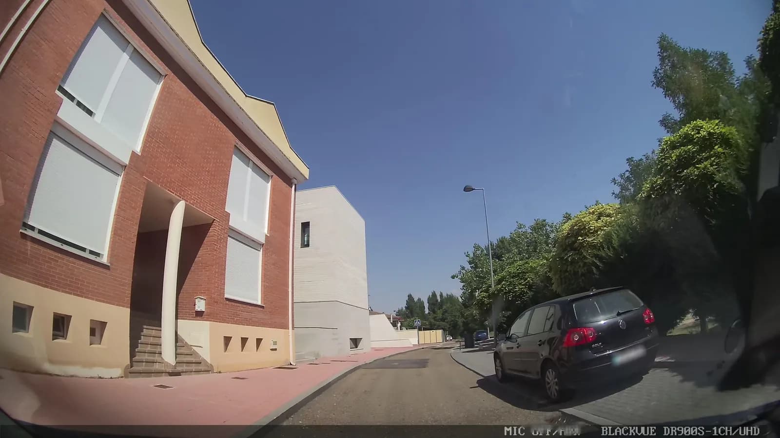 Aparcamiento gratuito en Calle Arias en Arroyo de la Encomienda (Valladolid)