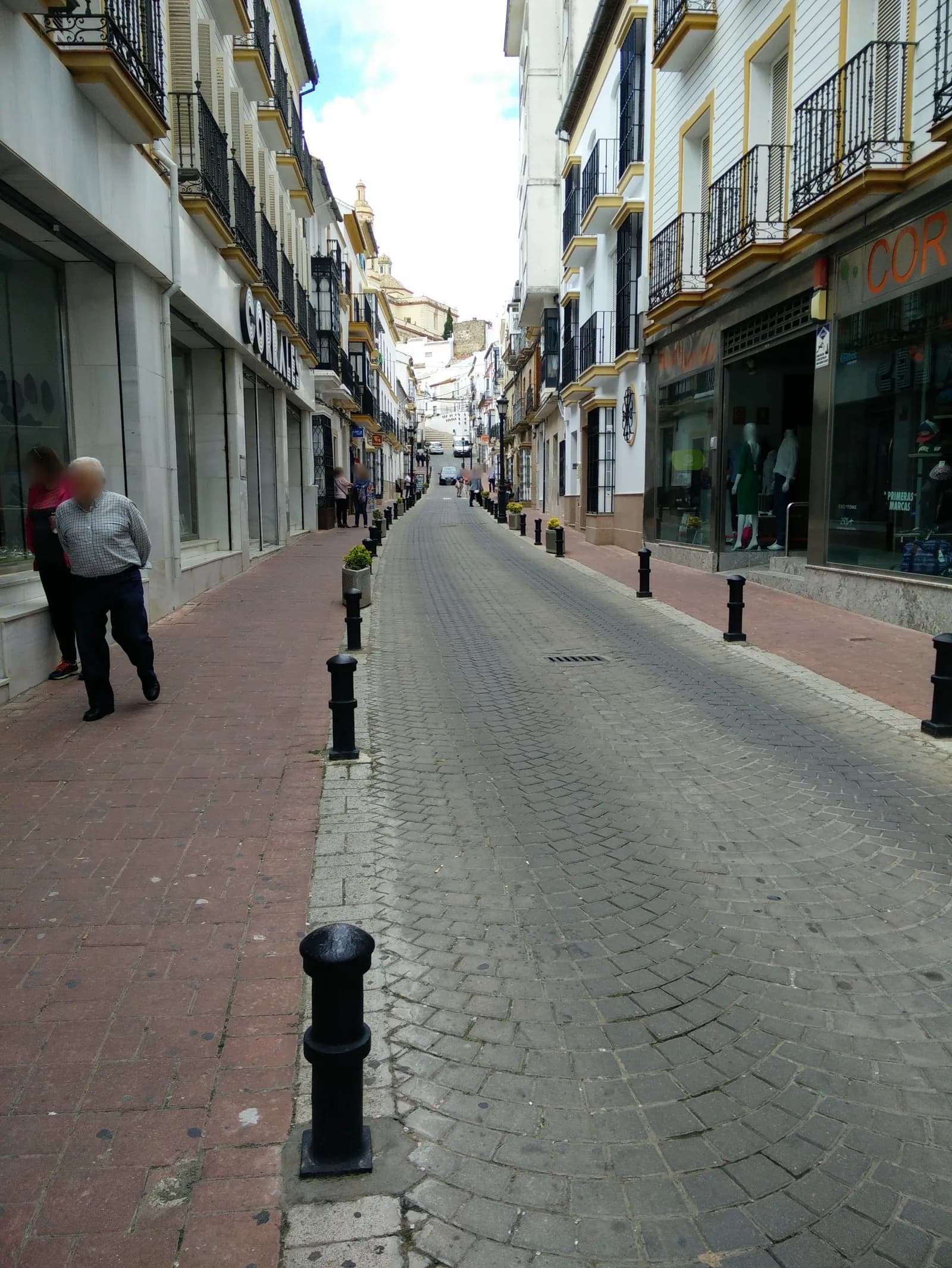 Aparcamiento gratuito en Calle Bellavista en Olvera (Cádiz)