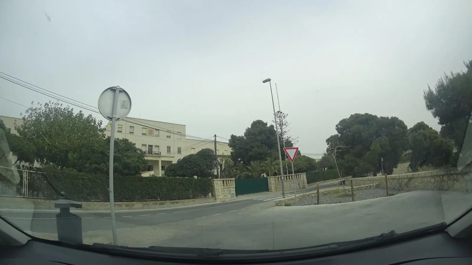 Aparcamiento gratuito en Calle Catedrático Jaume Mas i Porcel en Alicante/Alacant (Alicante)
