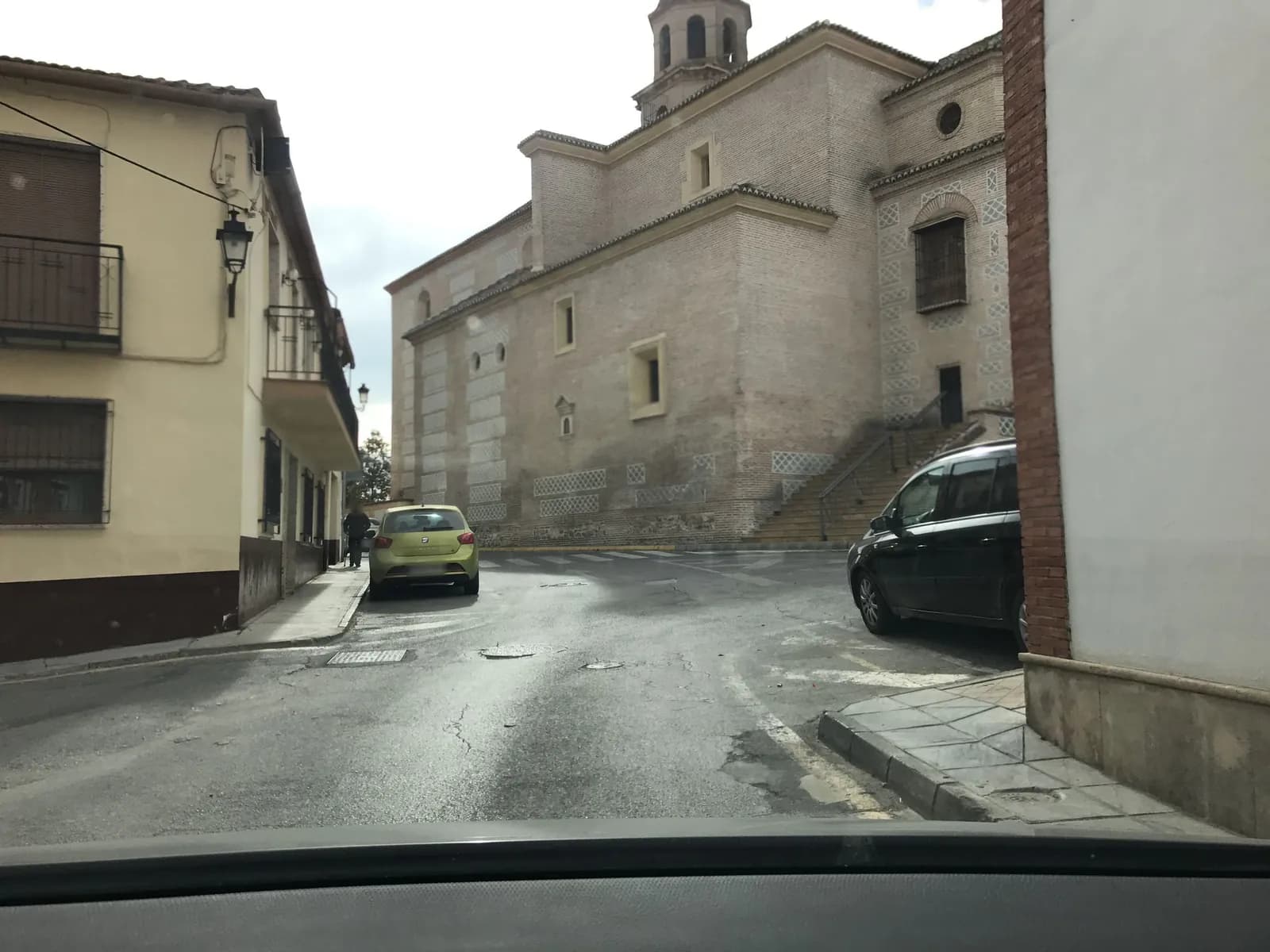 Aparcamiento gratuito en Calle Curva en Alhendín (Granada)