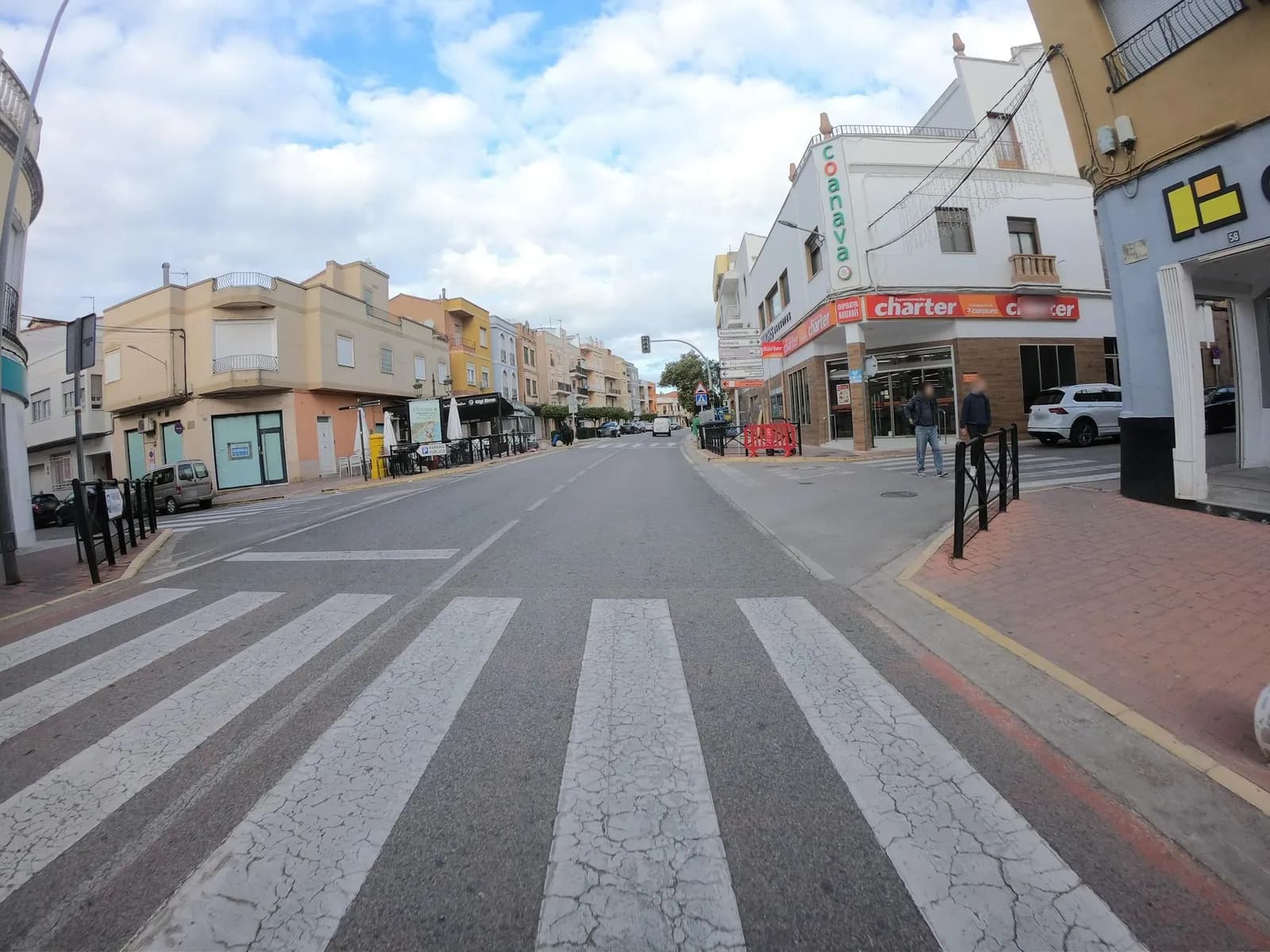 Aparcamiento gratuito en Calle Encarnación Ródenas en Navarrés (Valencia)