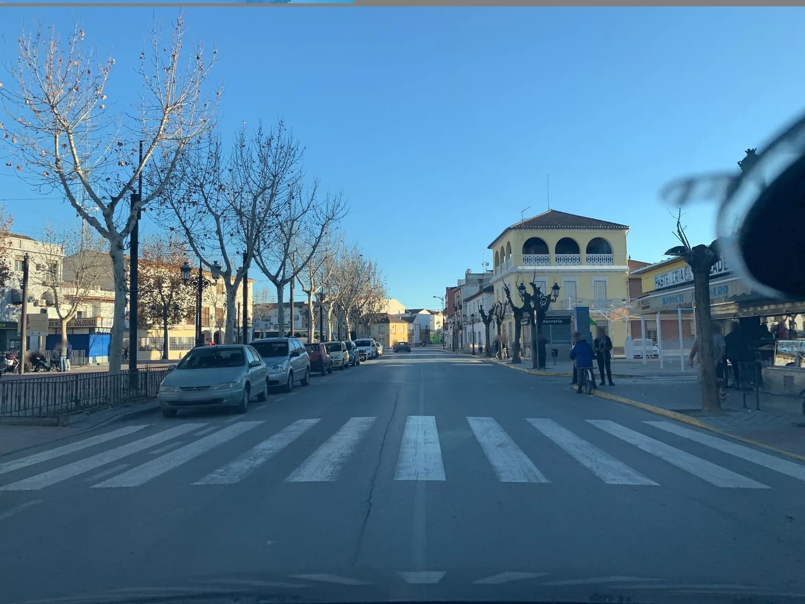 Aparcamiento gratuito en Calle Iglesia en Fuente Vaqueros (Granada)