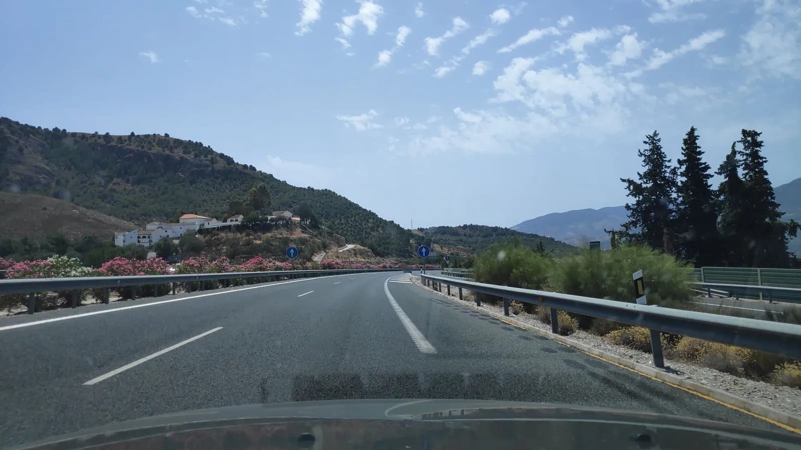 Aparcamiento gratuito en Calle Jesús Terres Lirola en Lecrín (Granada)