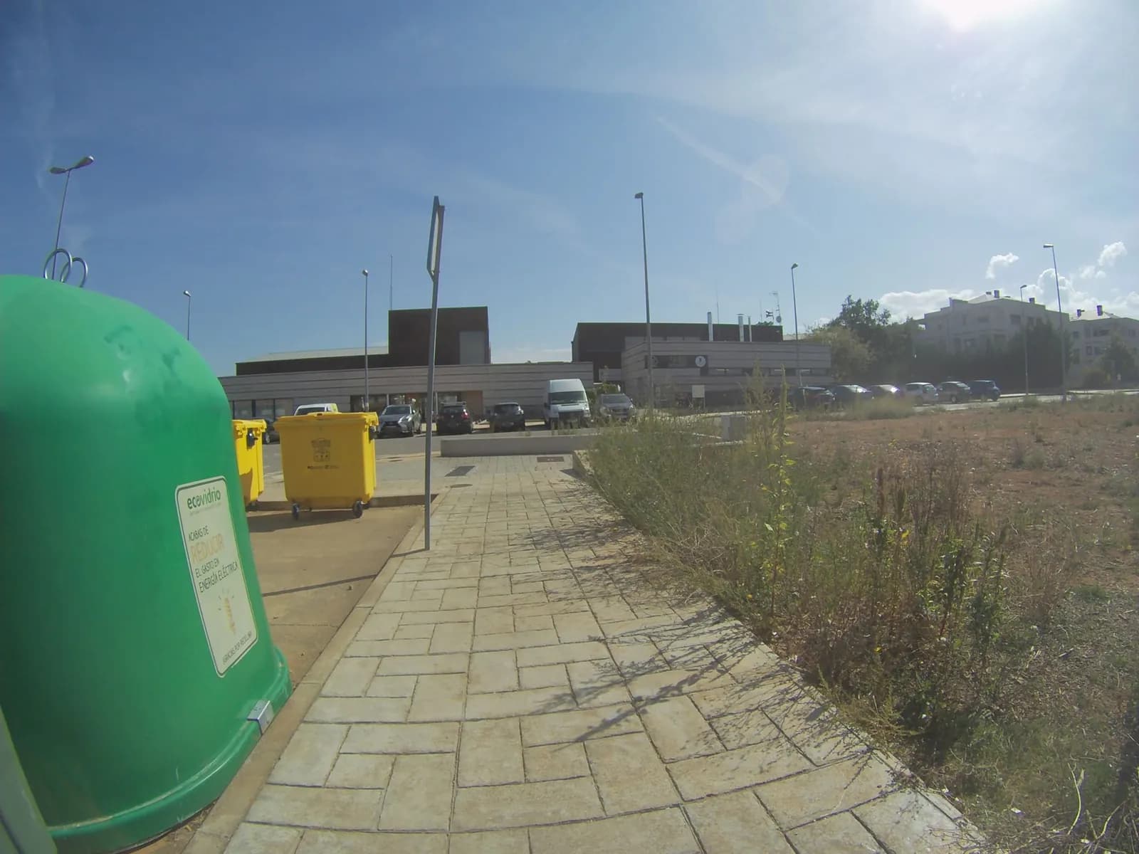 Aparcamiento gratuito en Calle La Rioja en Cirueña (La Rioja)
