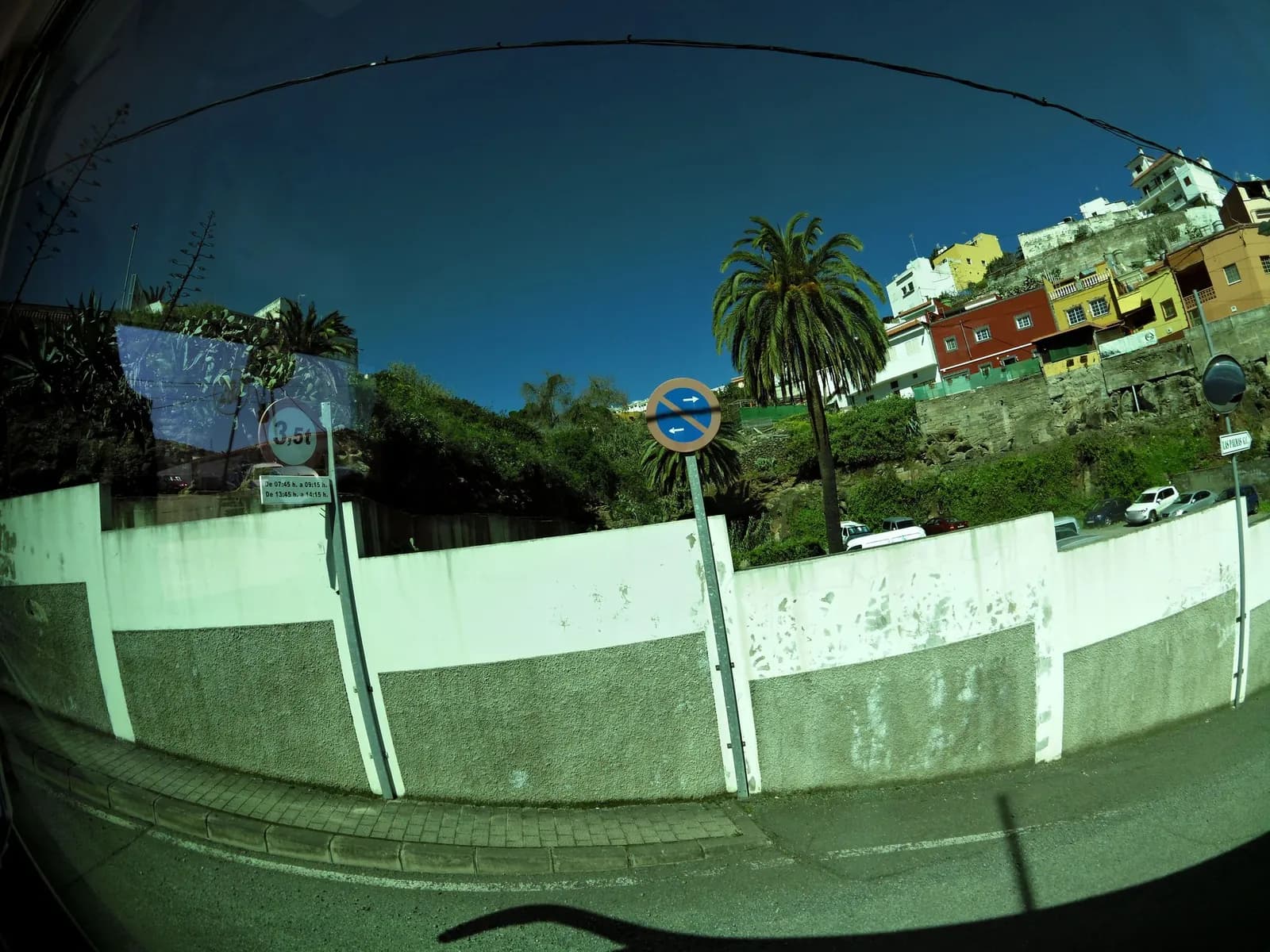 Aparcamiento gratuito en Calle Montañeta De La Fuente Agria en Teror (Las Palmas)