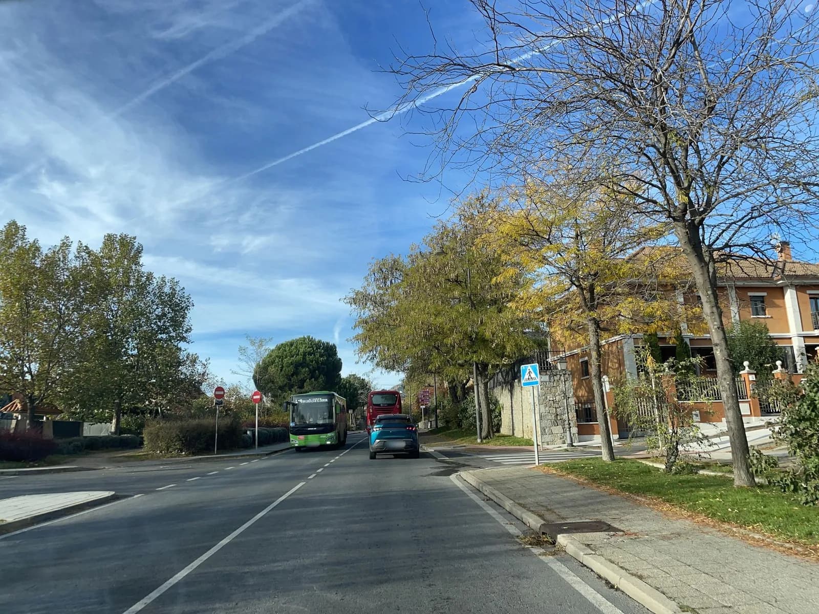 Aparcamiento gratuito en Calle Muchos Vientos en Escorial (El) (Madrid)