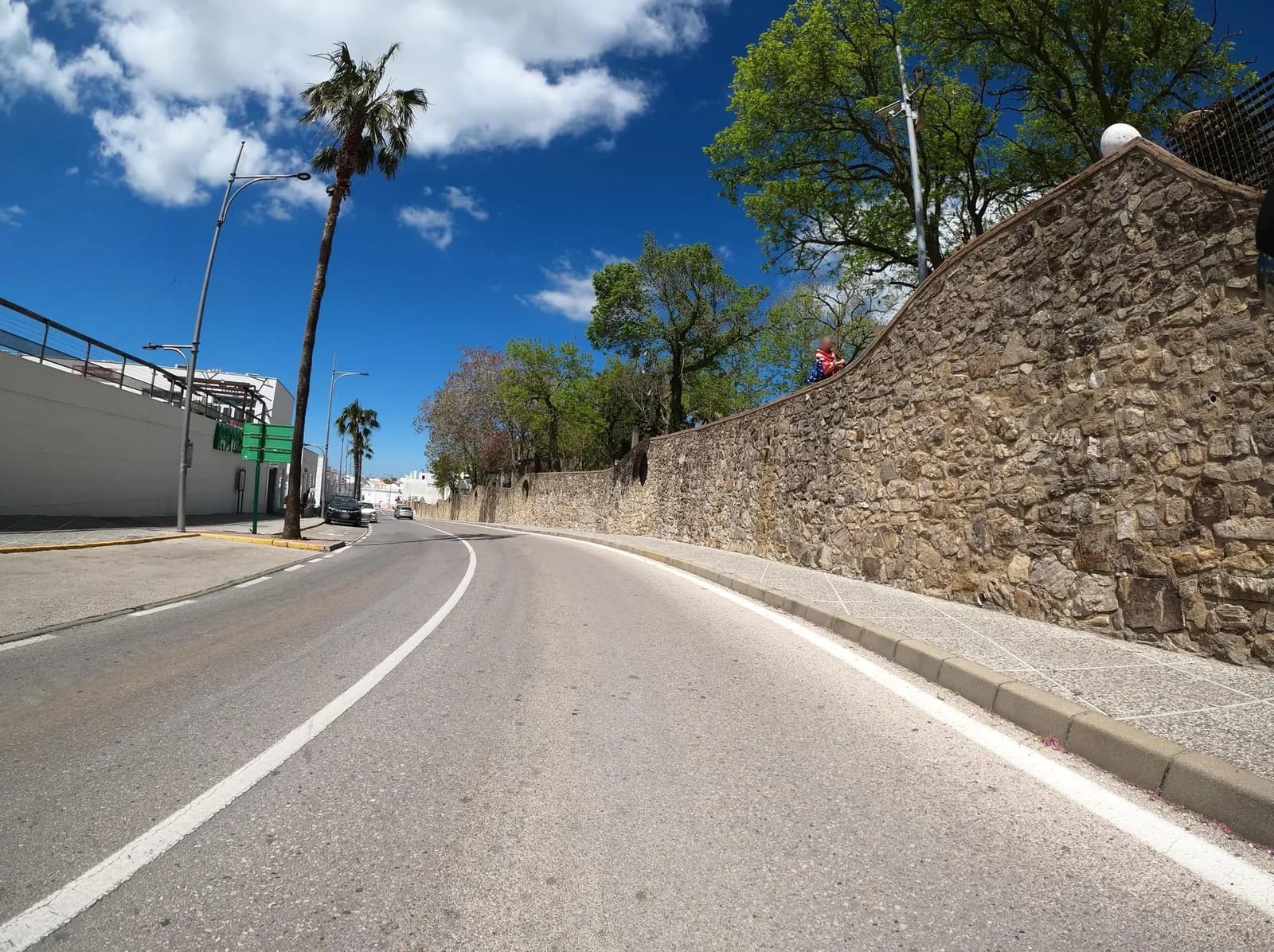 Aparcamiento gratuito en Calle Muladar de los Carros en Medina-Sidonia (Cádiz)