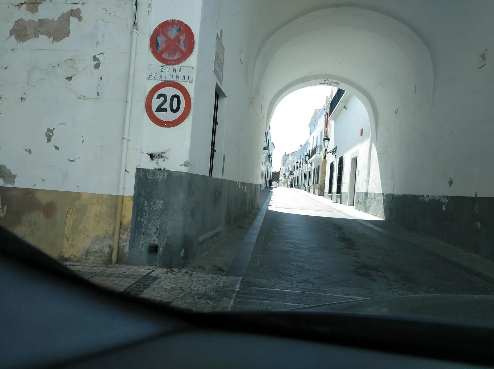 Aparcamiento gratuito en Calle Santiago en Olivenza (Badajoz)