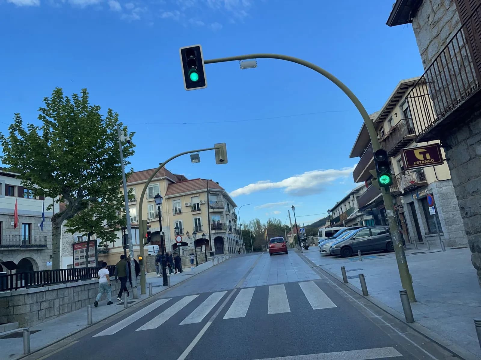 Aparcamiento gratuito en Calle Viento en Collado Mediano (Madrid)