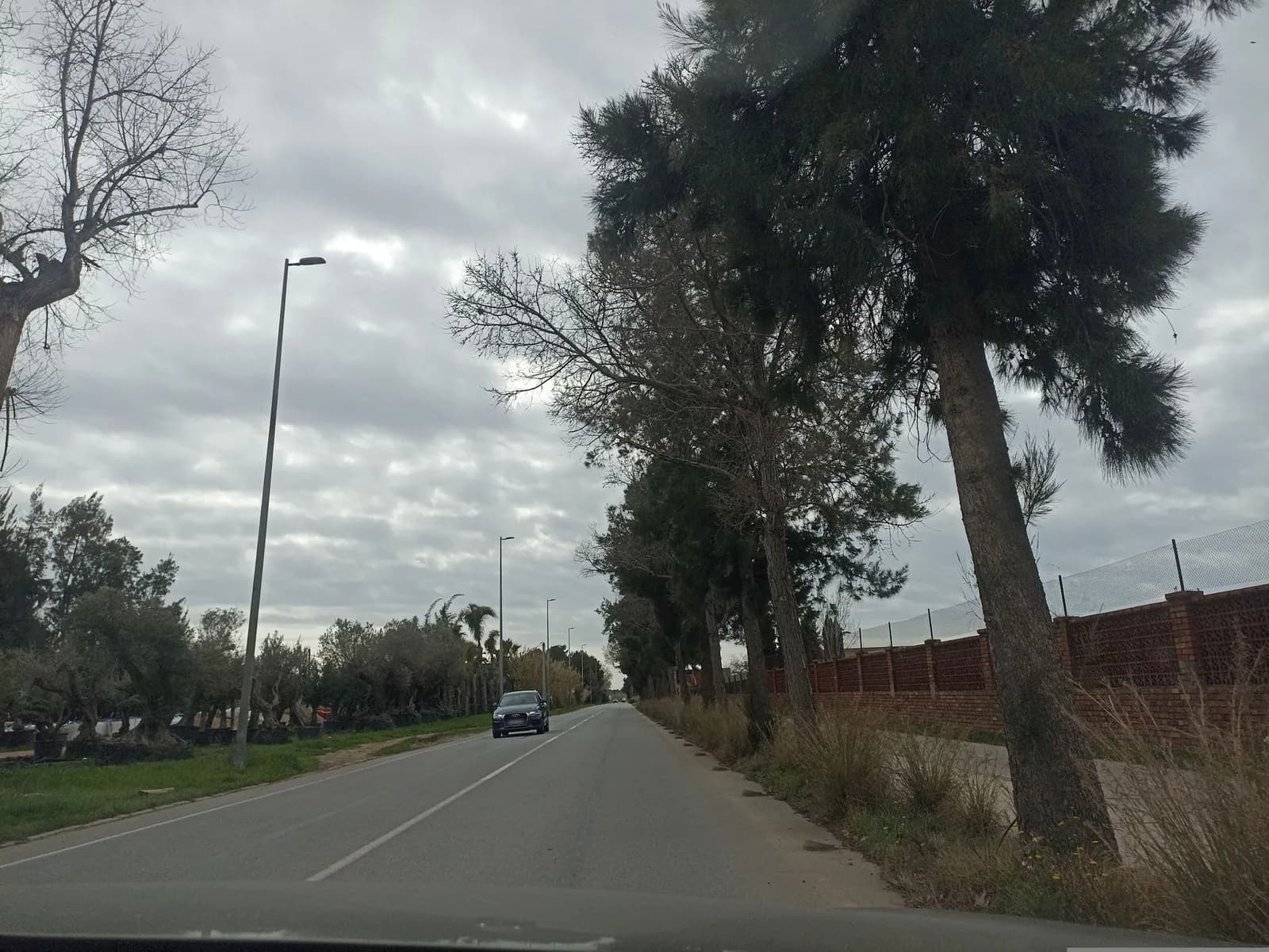 Aparcamiento gratuito en Camí de les Parets a la Murtra en Gavà (Barcelona)