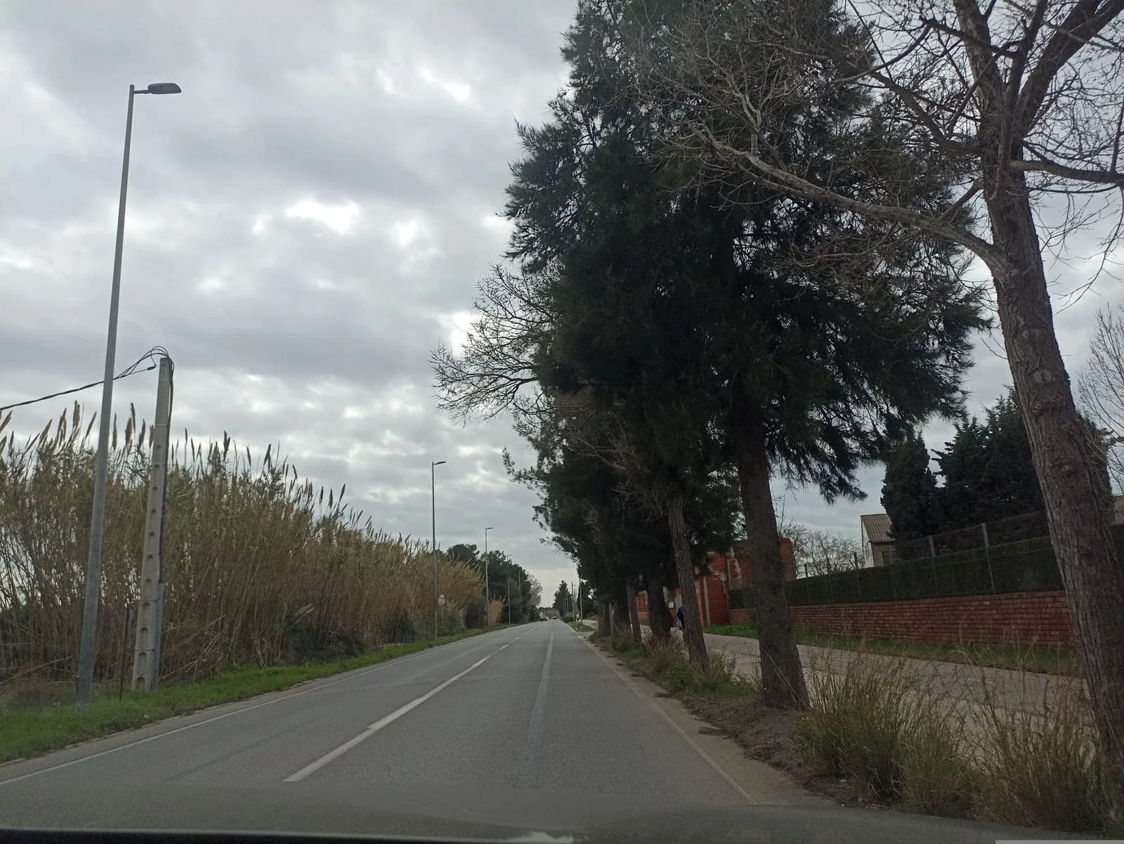 Aparcamiento gratuito en Camí de les Parets a la Murtra en Gavà (Barcelona)