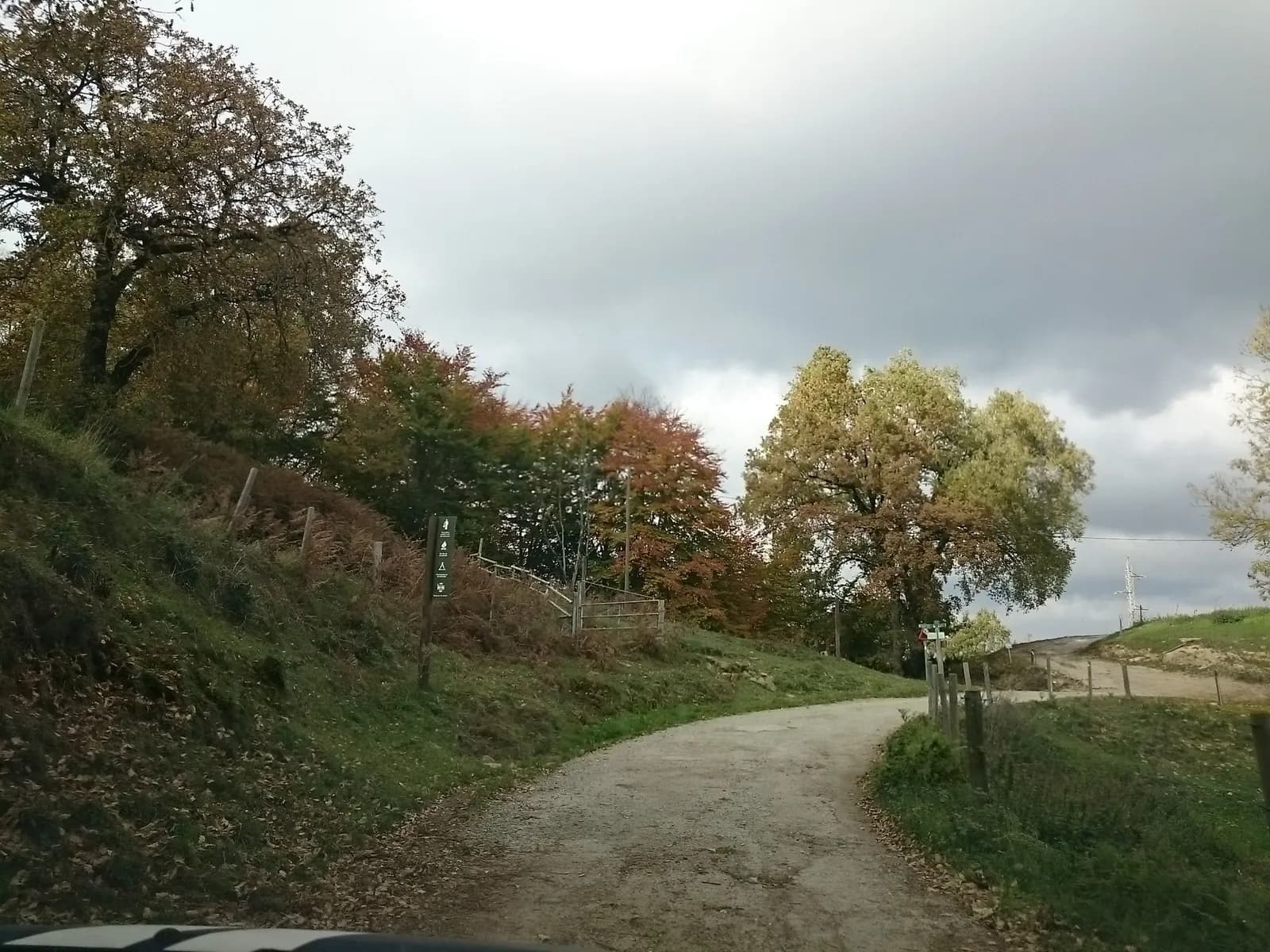 Aparcamiento gratuito en Camí de Tavertet a Rajols en Rupit i Pruit (Barcelona)