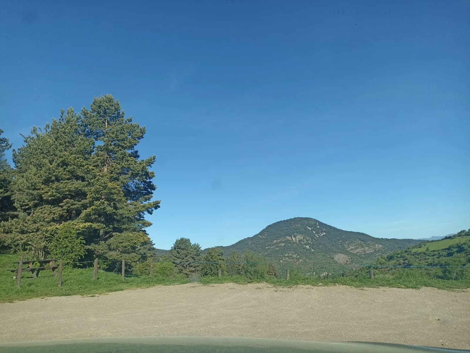 Aparcamiento gratuito en Camí del Prat de Cadí en Cava (Lleida)