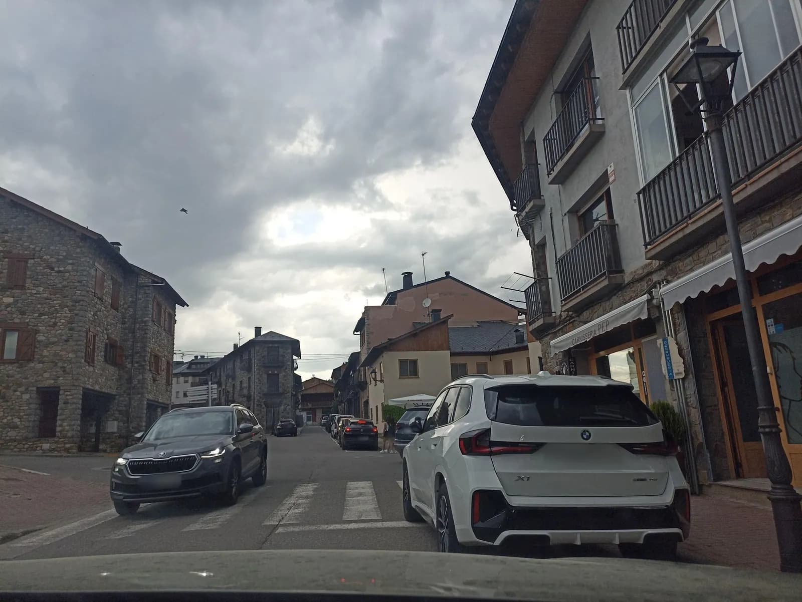 Aparcamiento gratuito en Camí Ral en Bellver de Cerdanya (Lleida)
