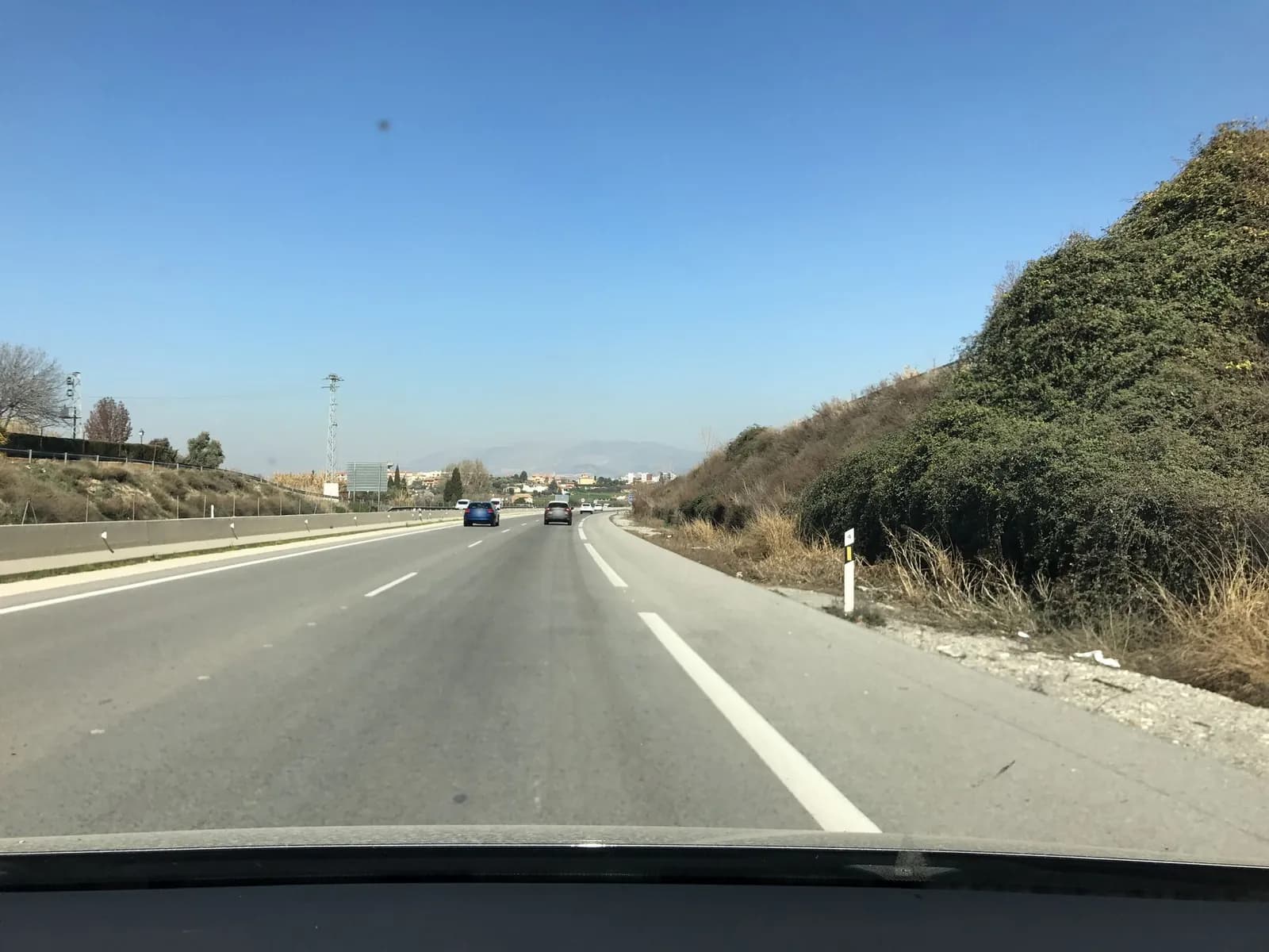 Aparcamiento gratuito en Camino Dúrcal en Otura (Granada)