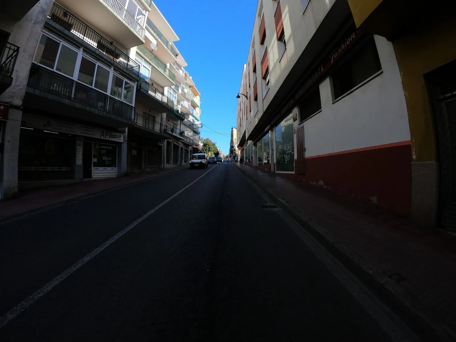 Aparcamiento gratuito en Carrer d'Àlvarez en Sant Feliu de Guíxols (Girona)