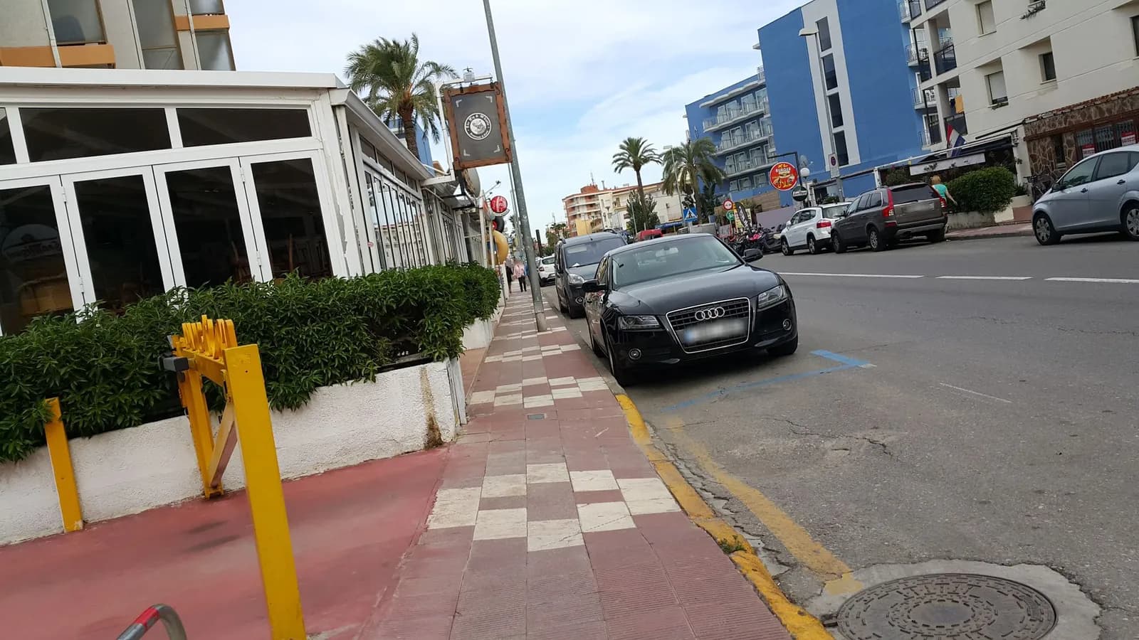 Aparcamiento gratuito en Carrer d'Andròmeda en Salou (Tarragona)