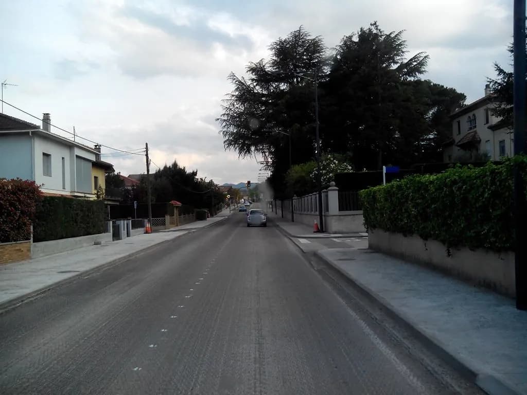 Aparcamiento gratuito en Carrer de Joan XXIII en Sant Joan les Fonts (Girona)