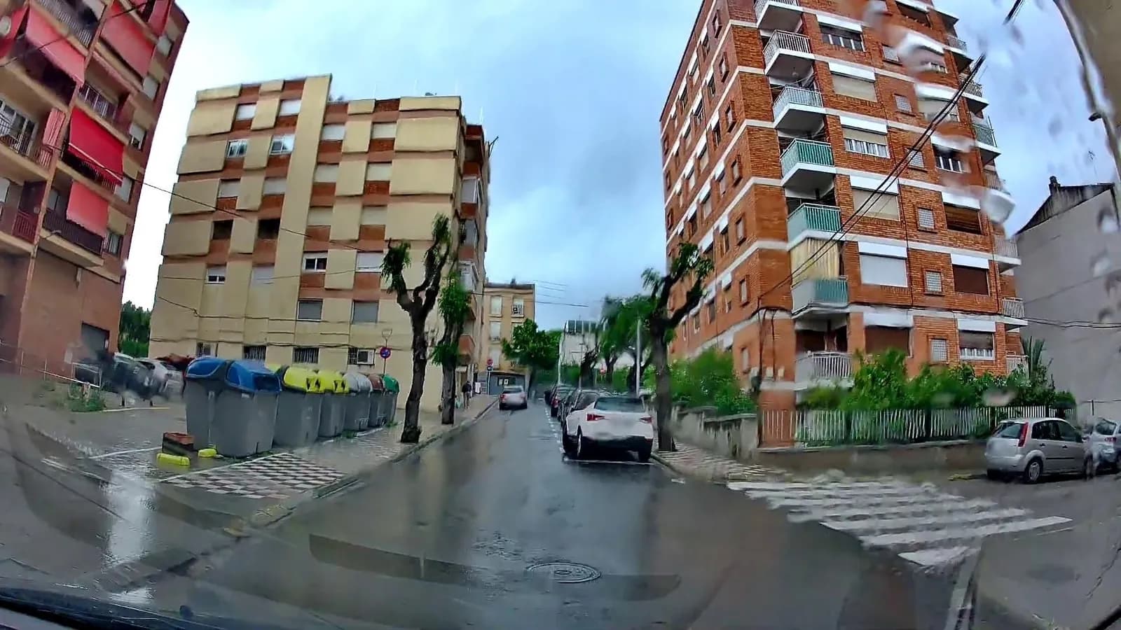 Aparcamiento gratuito en Carrer de la Font del Vidal en Esparreguera (Barcelona)