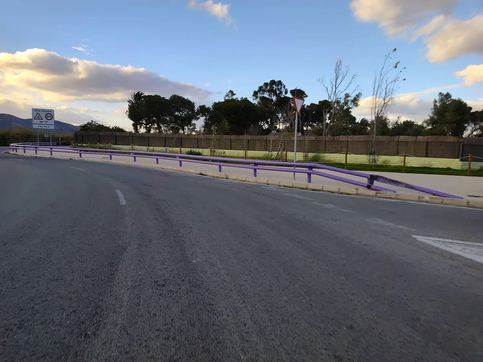 Aparcamiento gratuito en Carrer de la Ribera Baixa en Xeresa (Valencia)