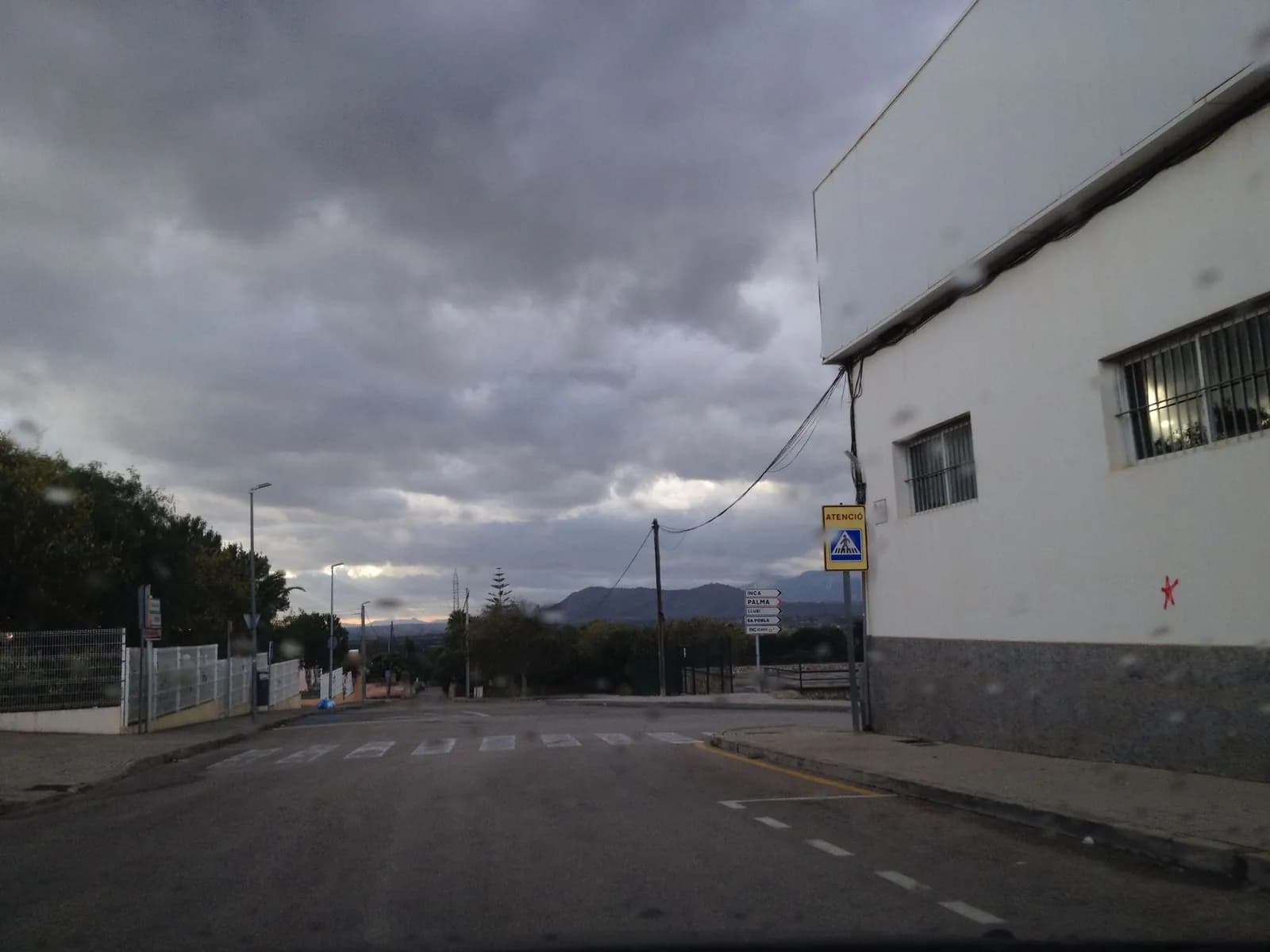 Aparcamiento gratuito en carrer de les Cases de Son Font en Muro (Illes Balears)