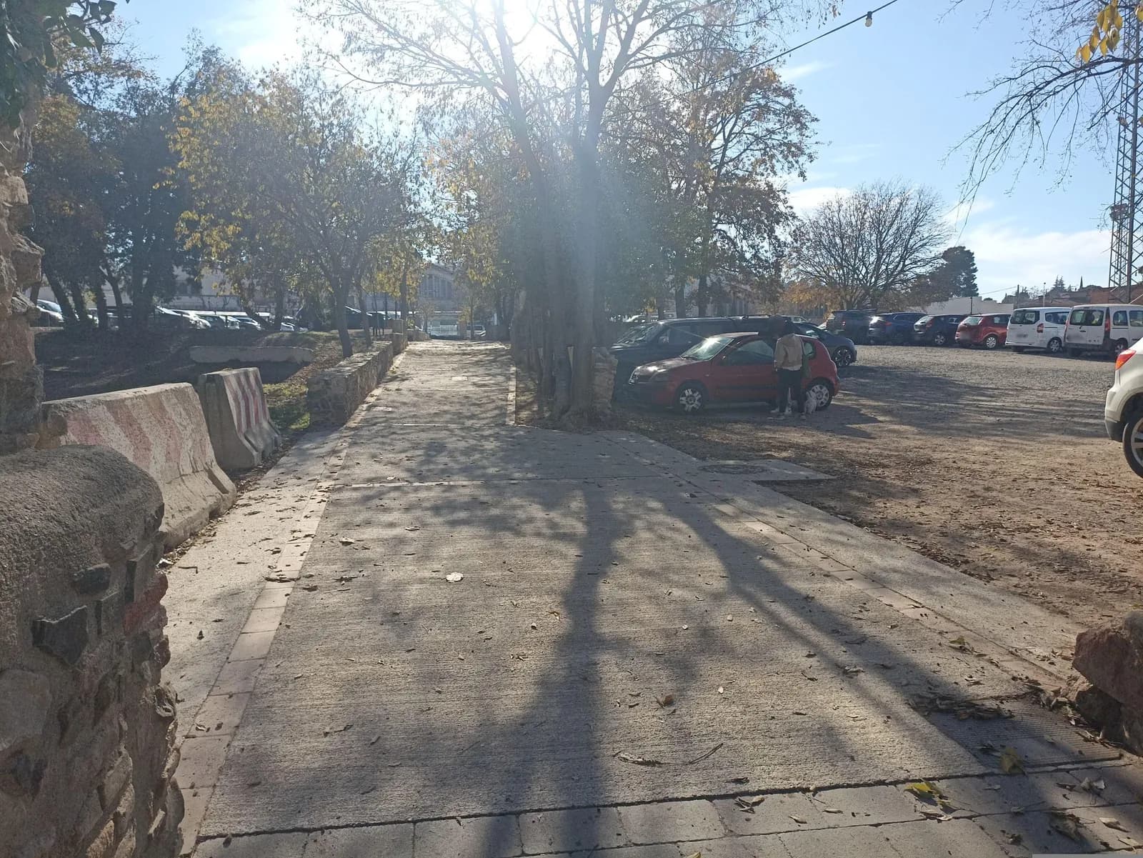 Aparcamiento gratuito en Carrer de Miquel Barceló en Falset (Tarragona)